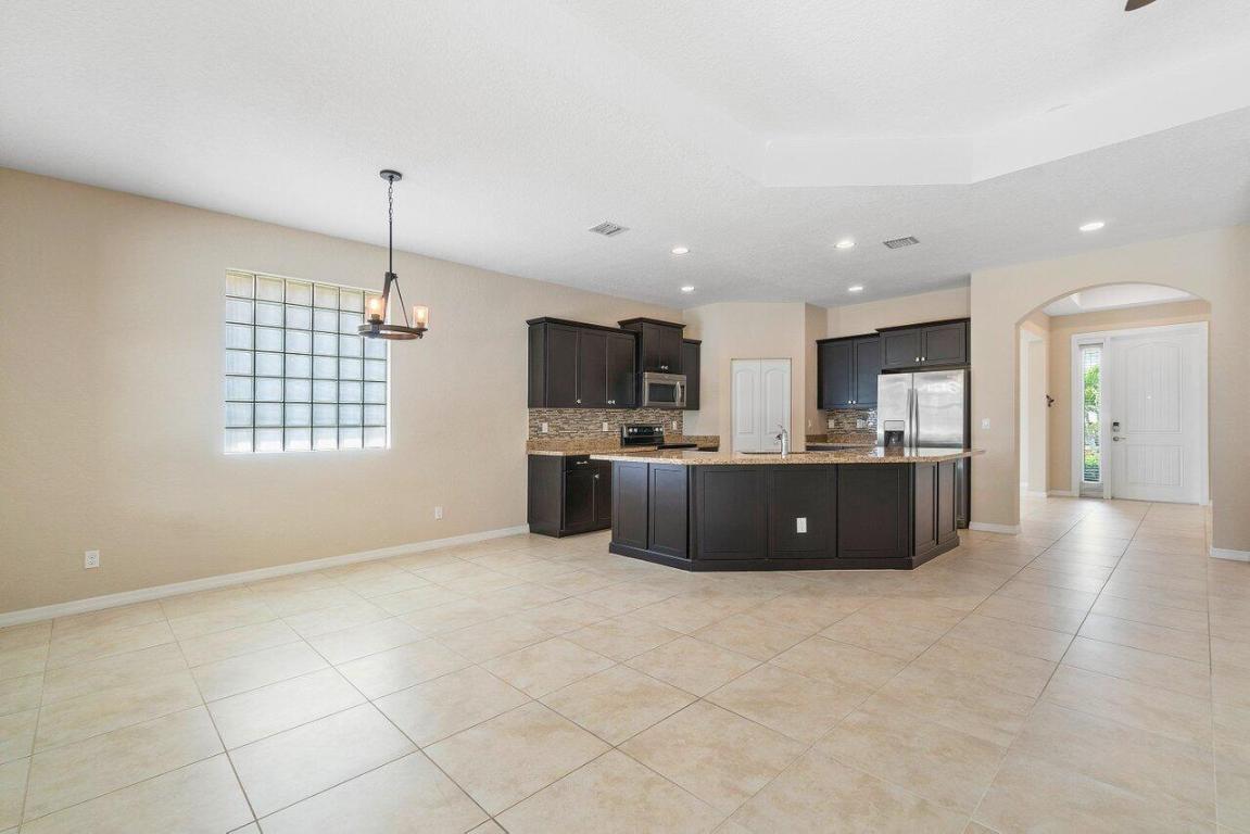 7074 Prudencia Drive