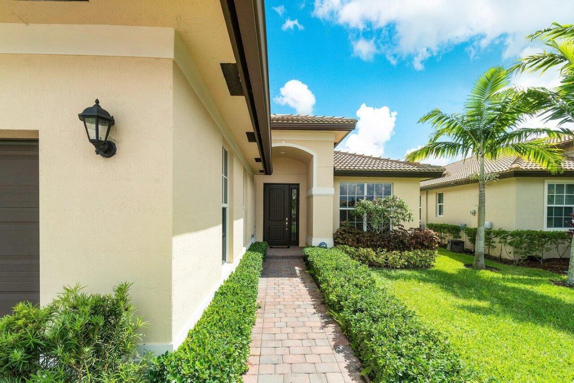 7074 Prudencia Drive