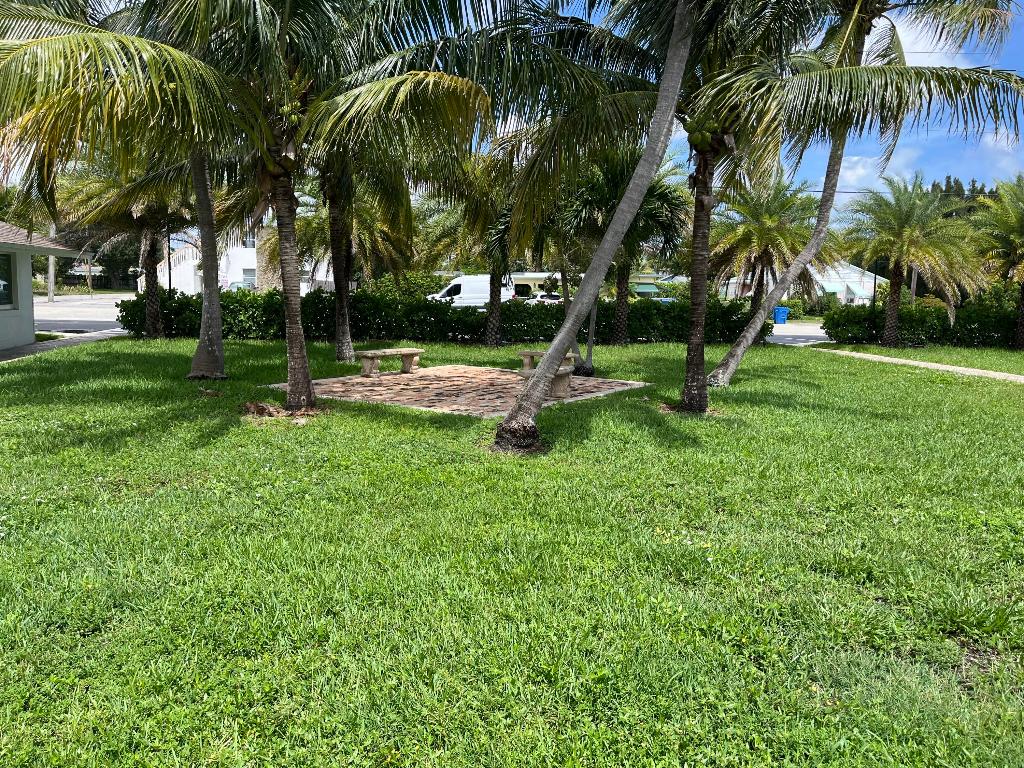 800 Atlanta Avenue 10