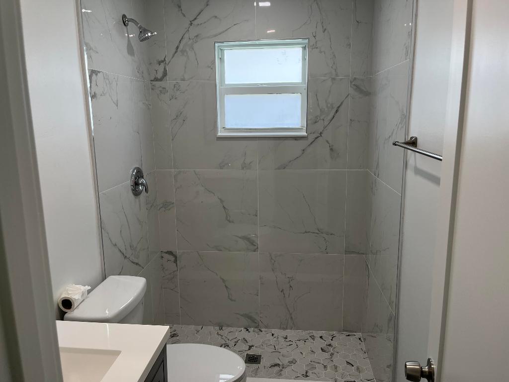 800 Atlanta Avenue 10