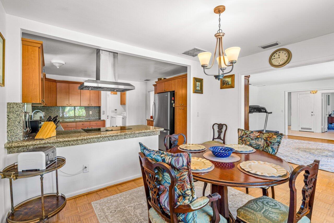 942 S Atlantic Drive