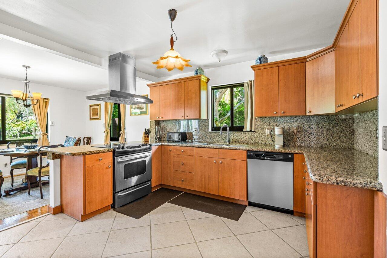 942 S Atlantic Drive