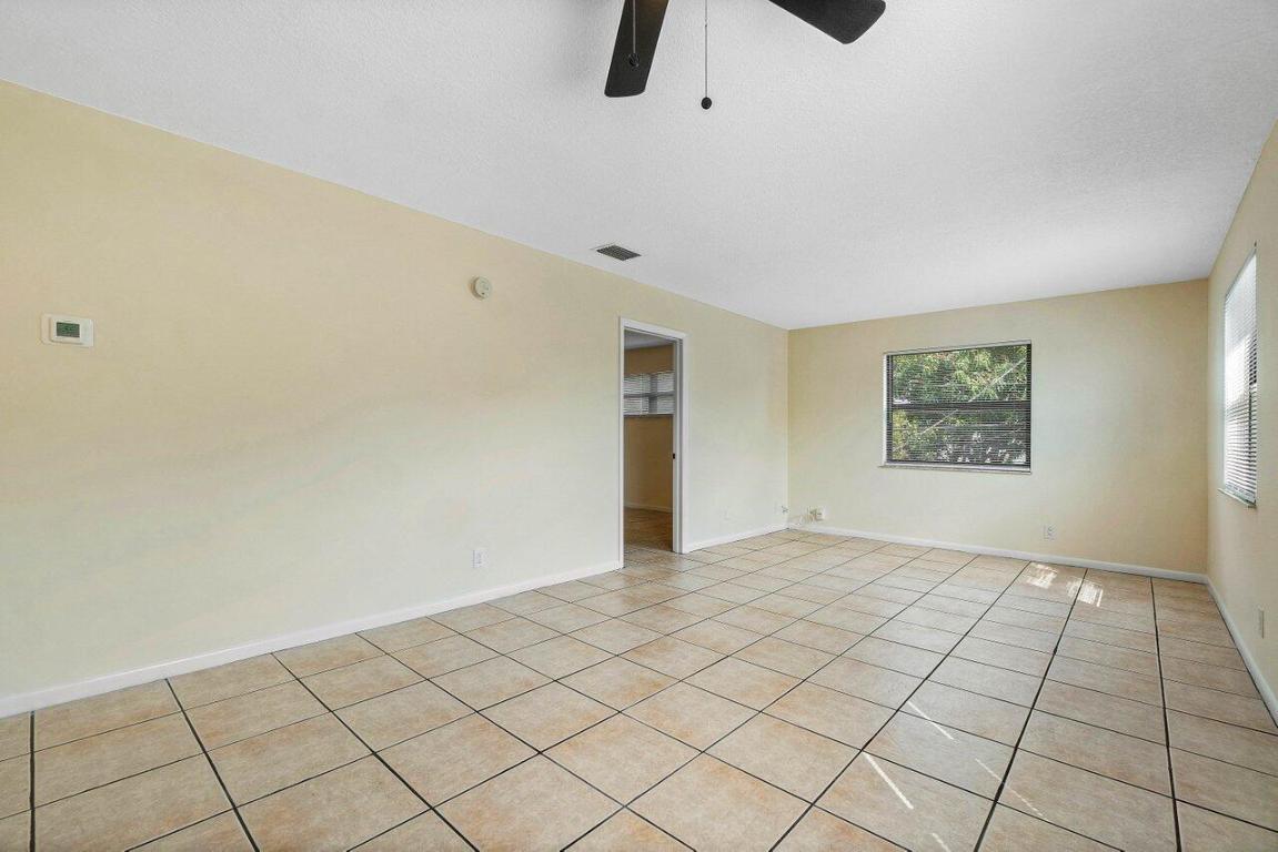 626 N Federal Highway 2