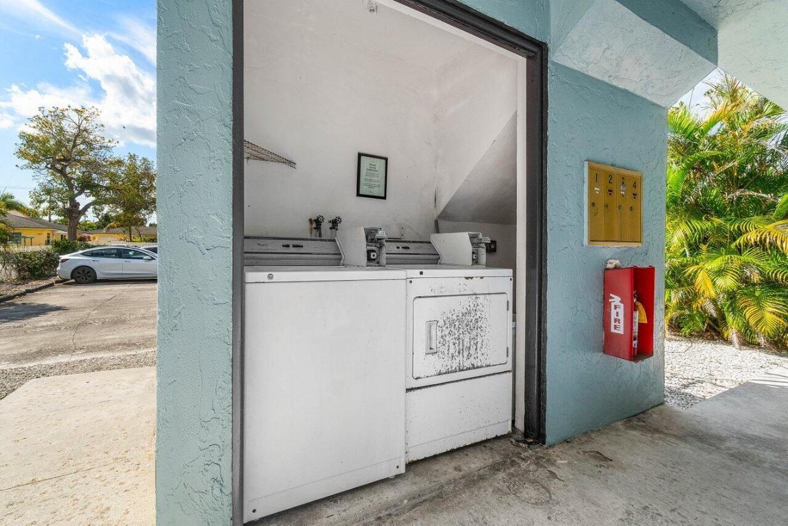 626 N Federal Highway 2