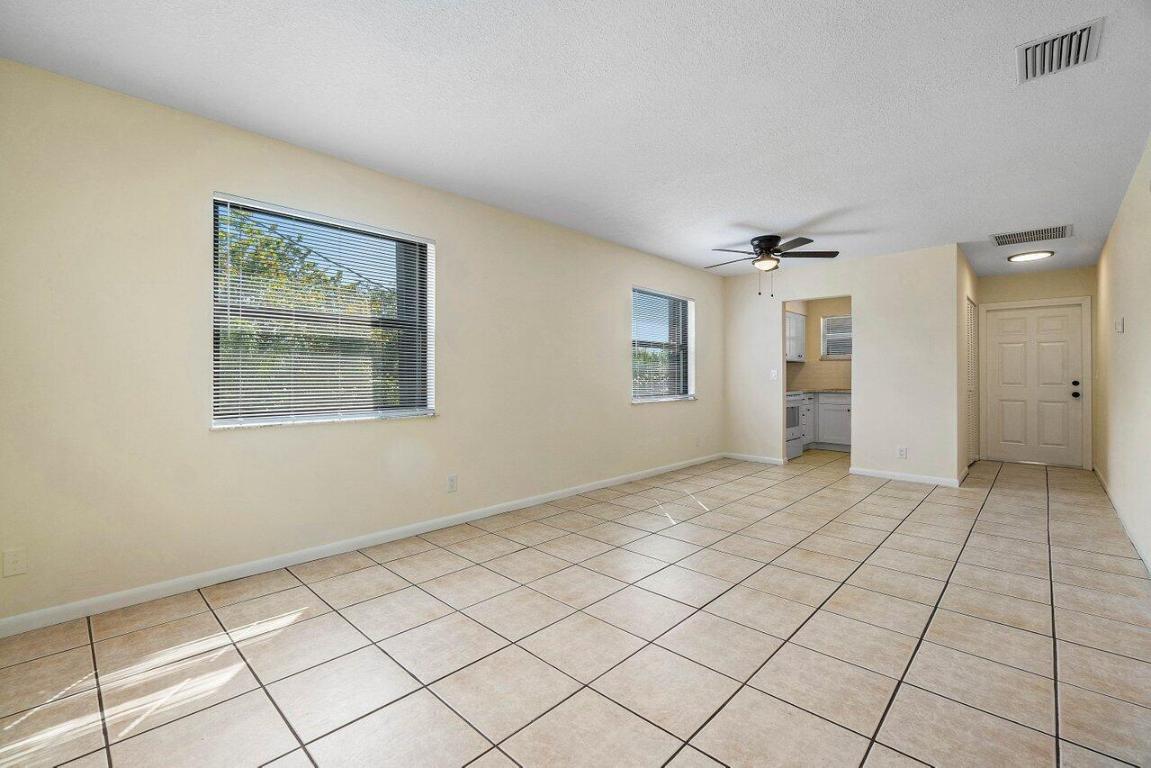 626 N Federal Highway 2