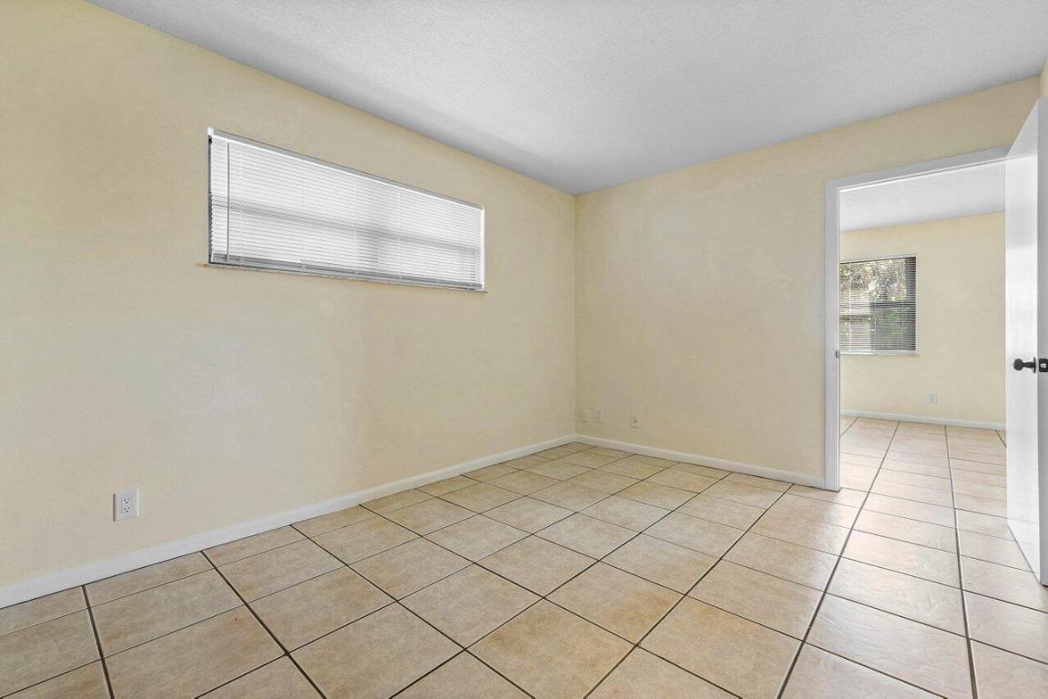 626 N Federal Highway 2