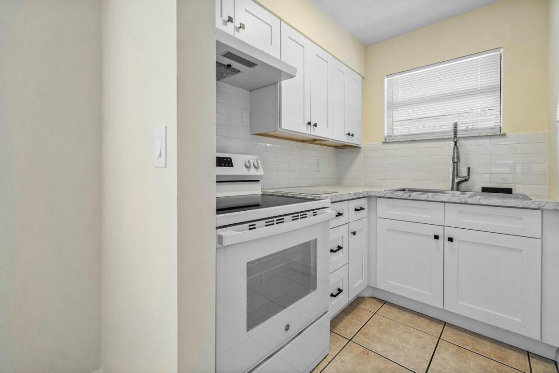 626 N Federal Highway 2