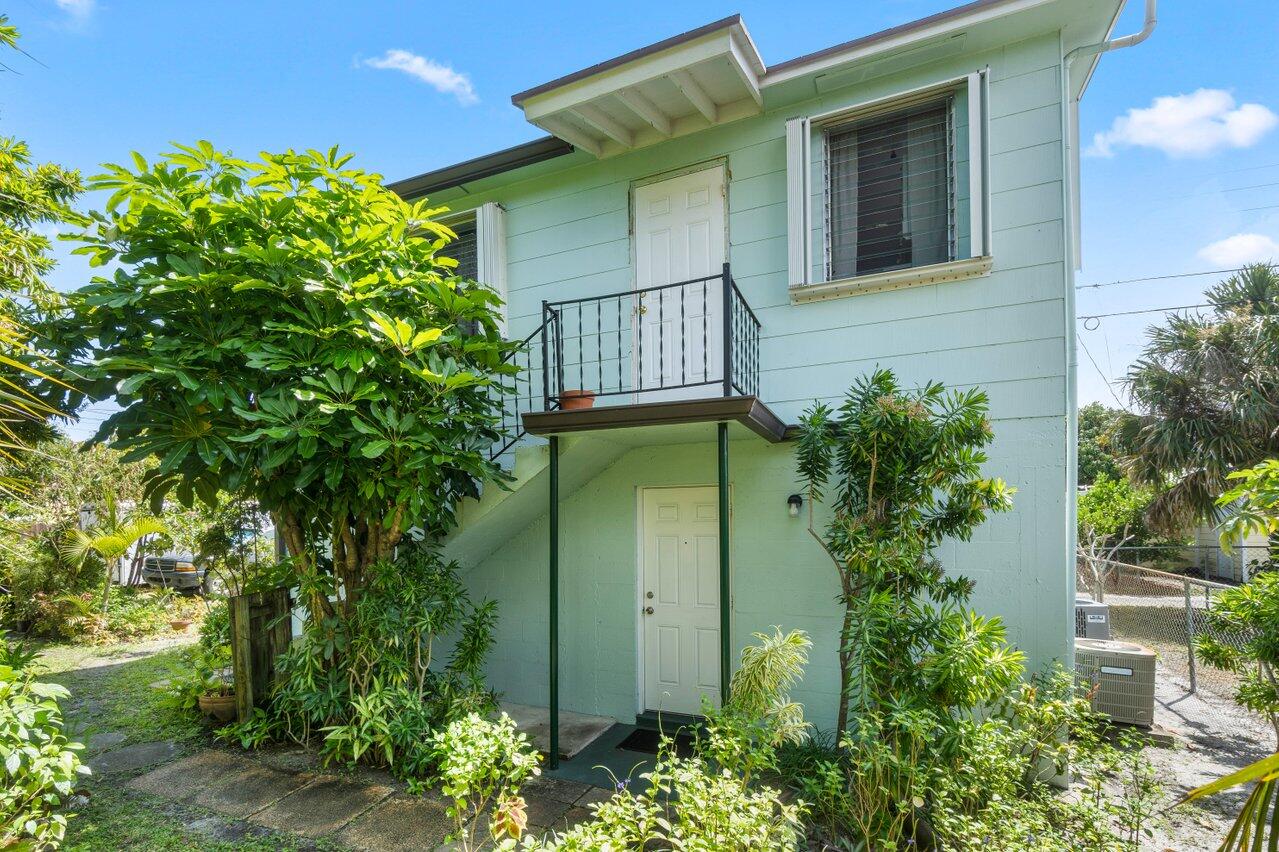 712 Hansen Street