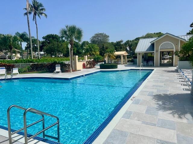 704 Bradford Court Court