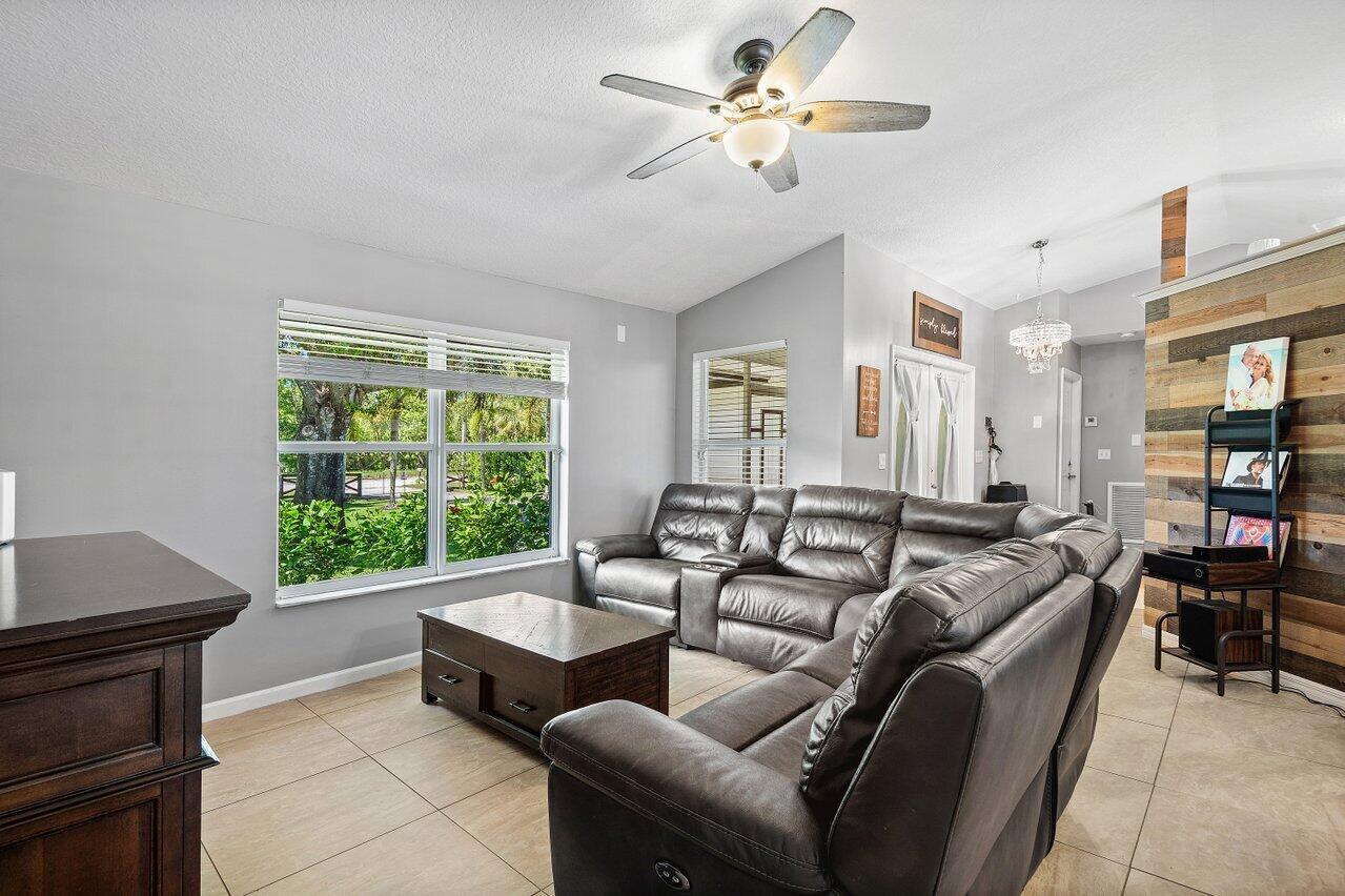 17900 50th Street N