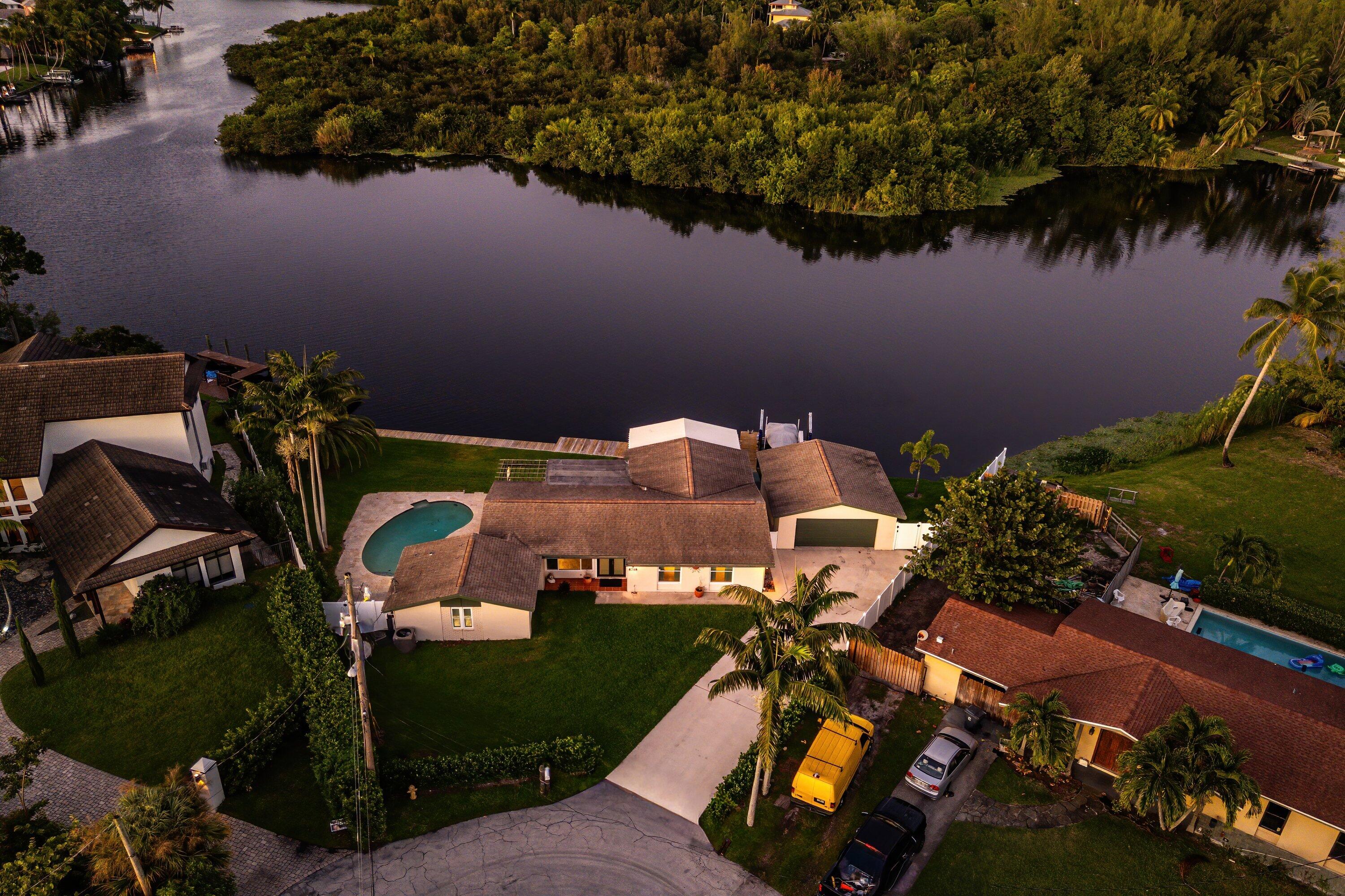 6788 Bayshore Drive