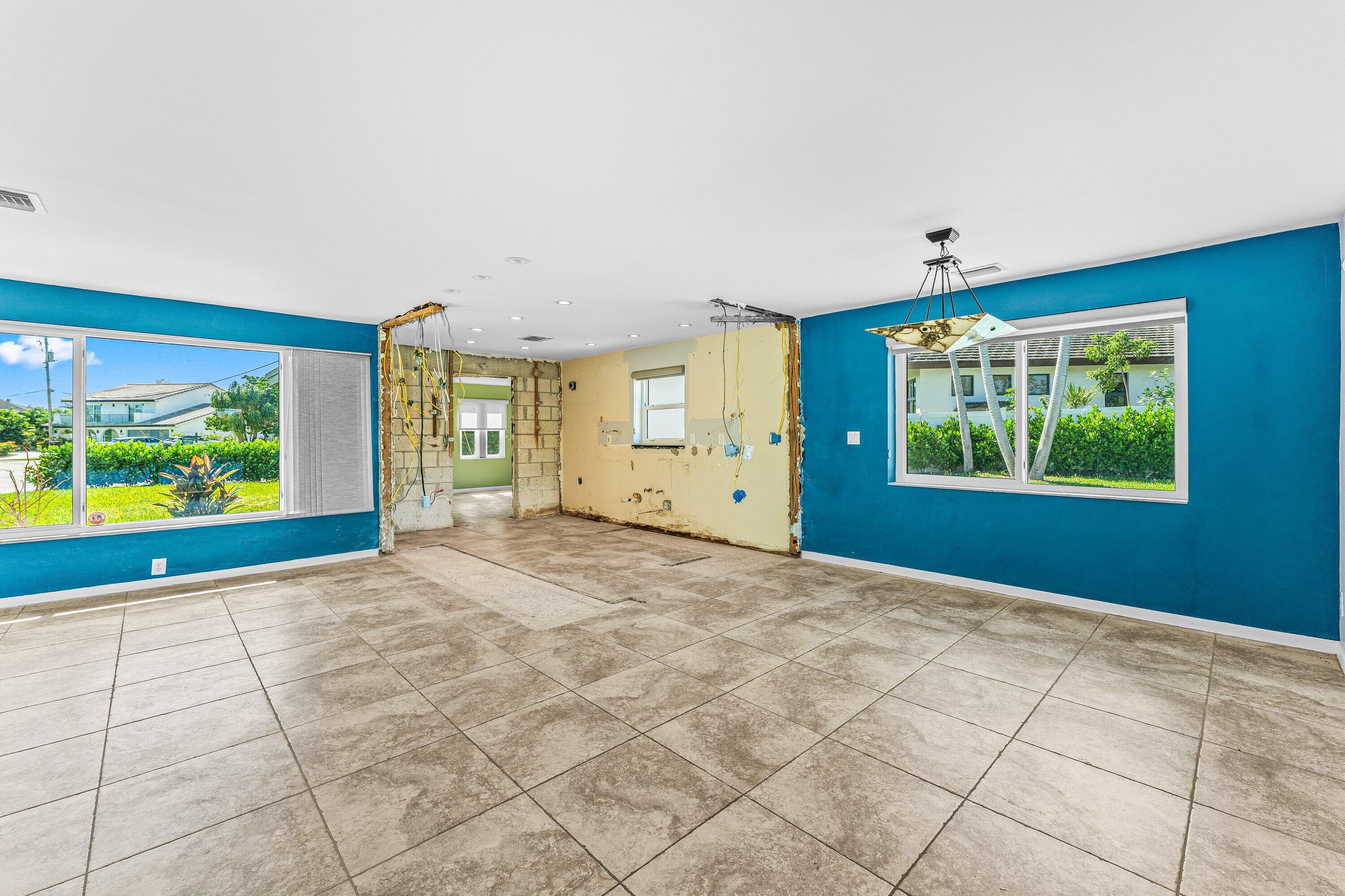 6788 Bayshore Drive