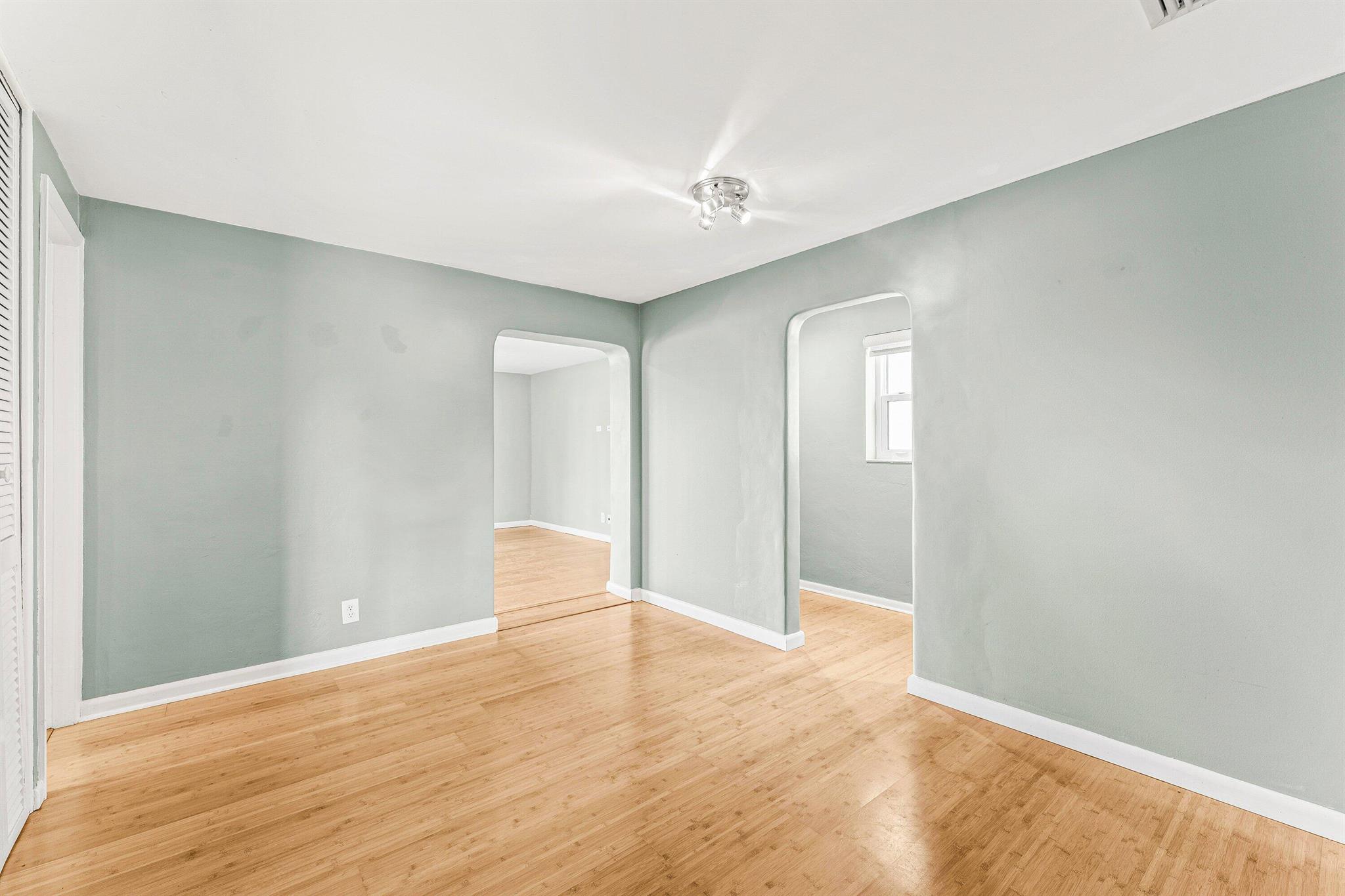 6788 Bayshore Drive