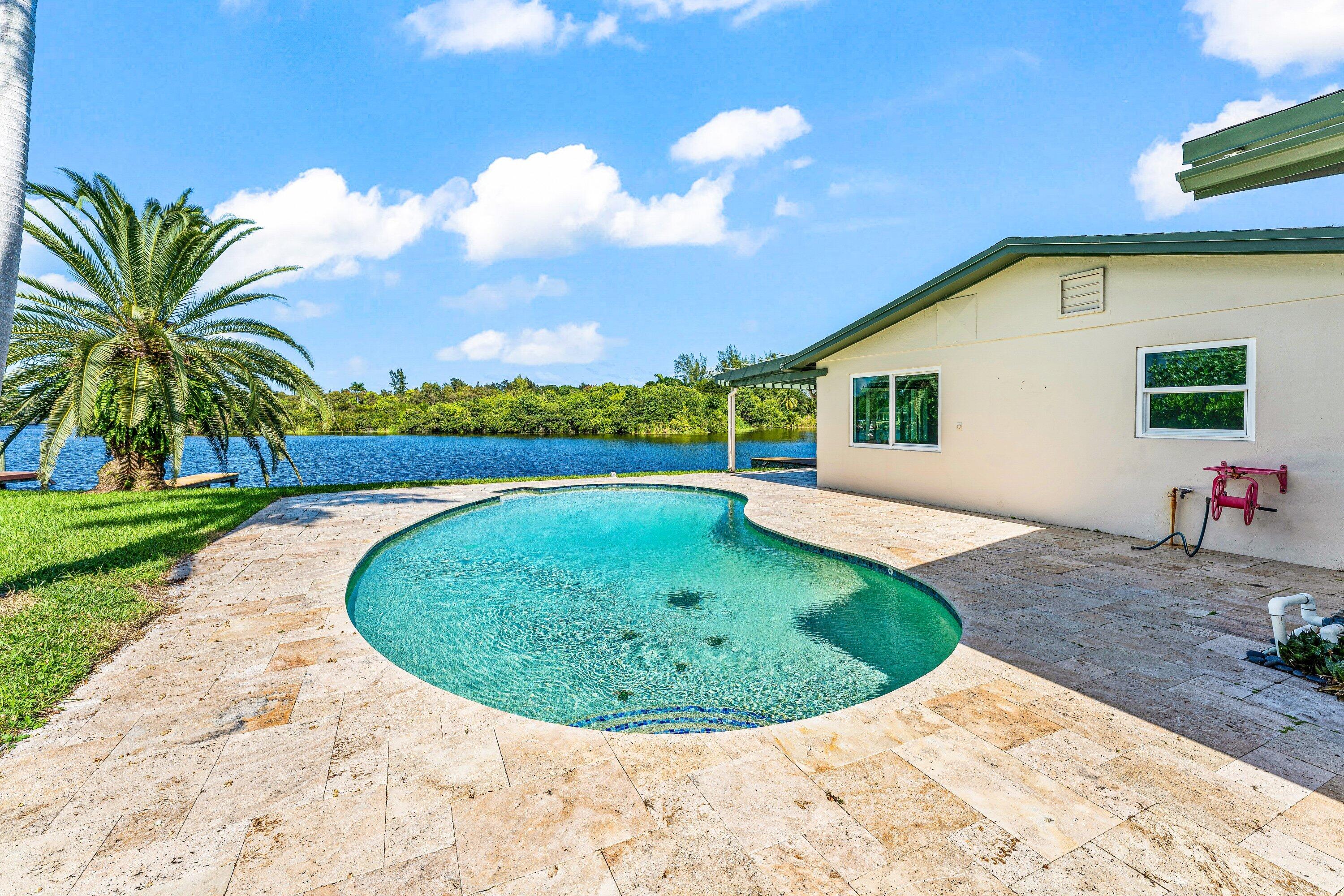 6788 Bayshore Drive