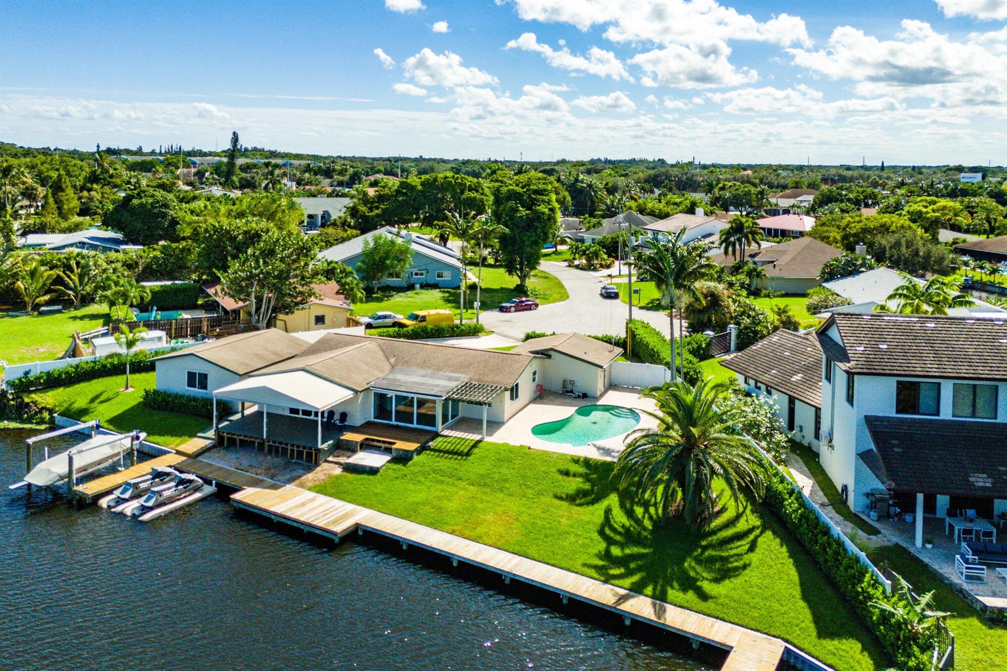 6788 Bayshore Drive