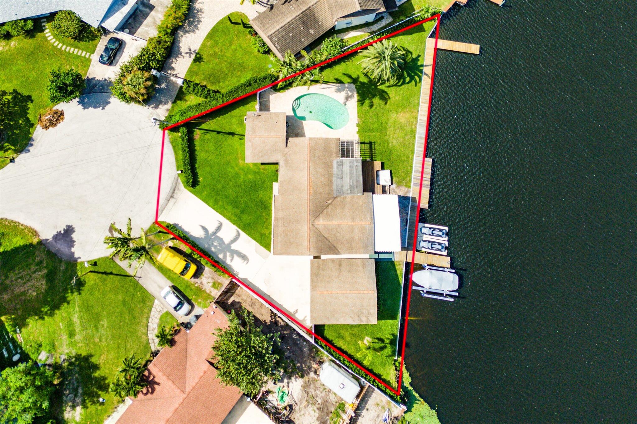6788 Bayshore Drive