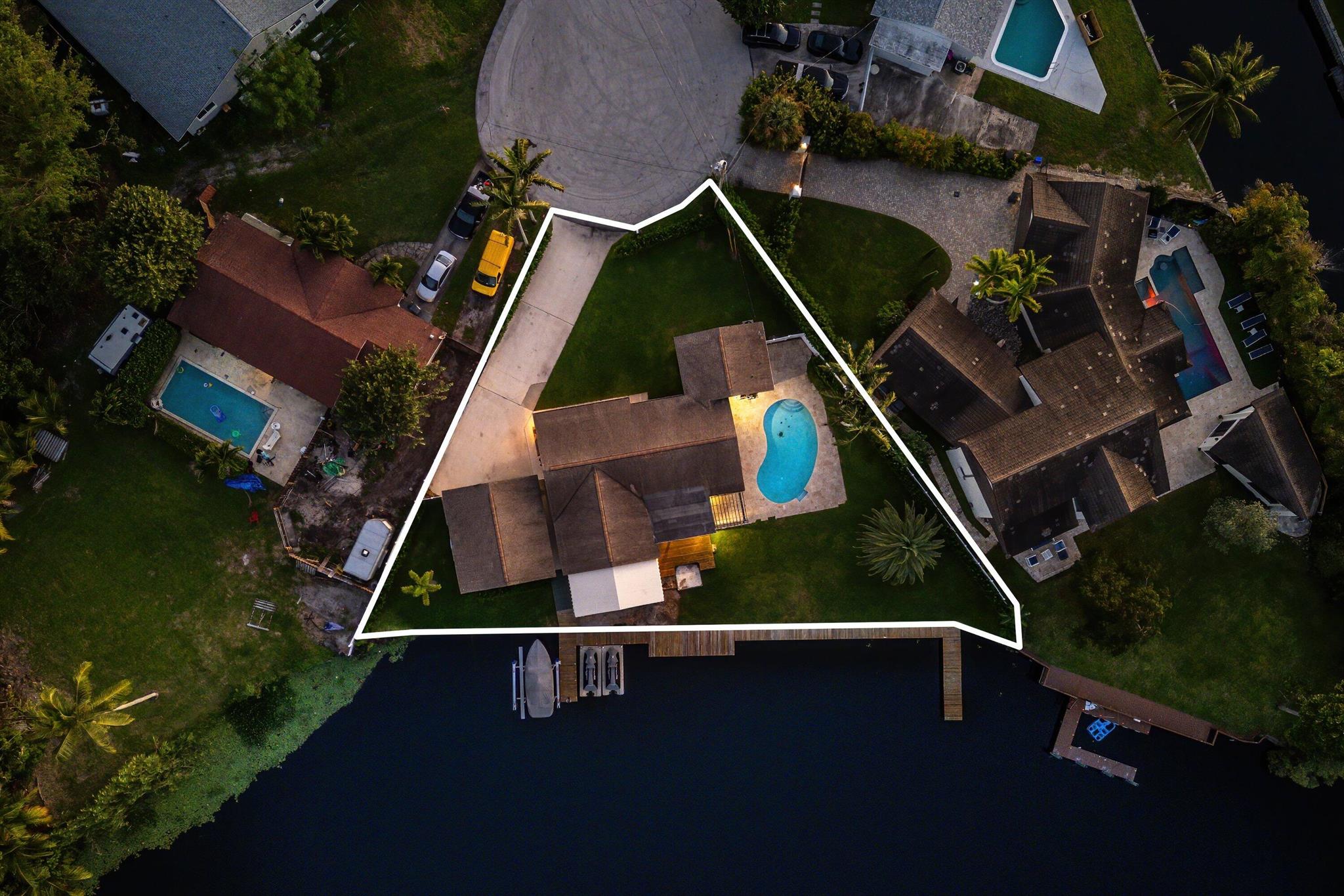 6788 Bayshore Drive