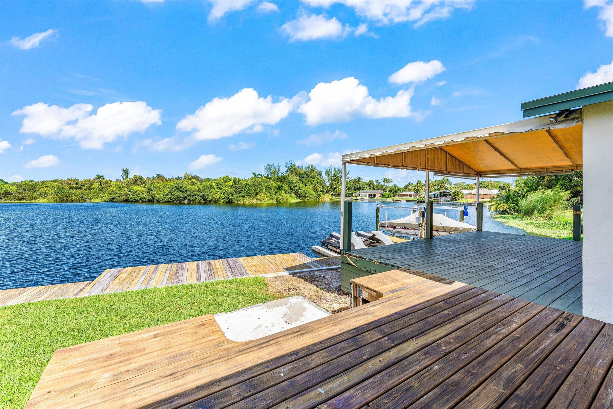 6788 Bayshore Drive