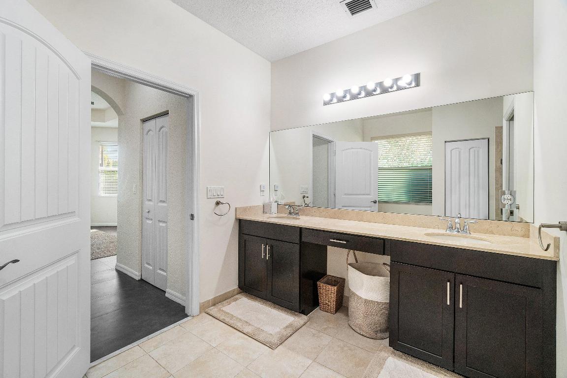 7106 Prudencia Drive