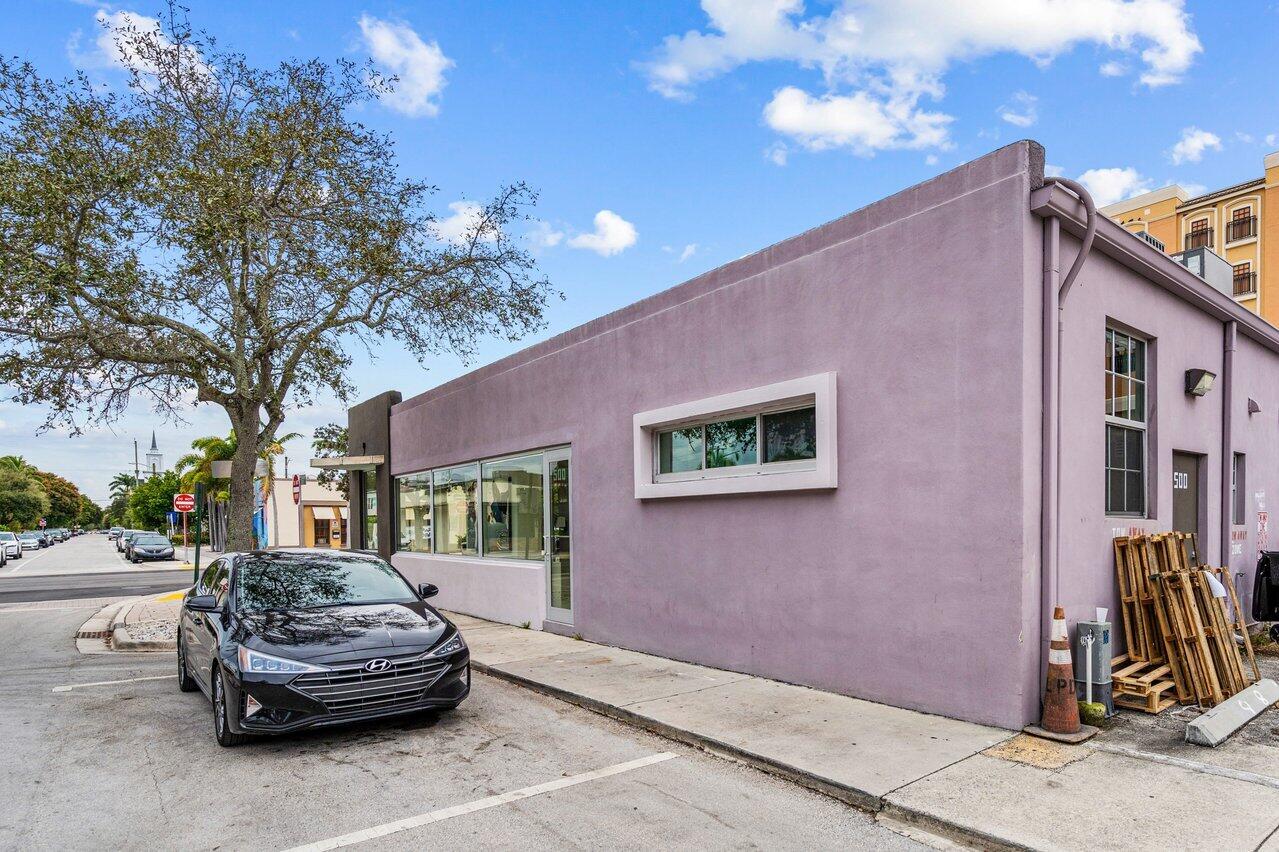 500 Lake Avenue