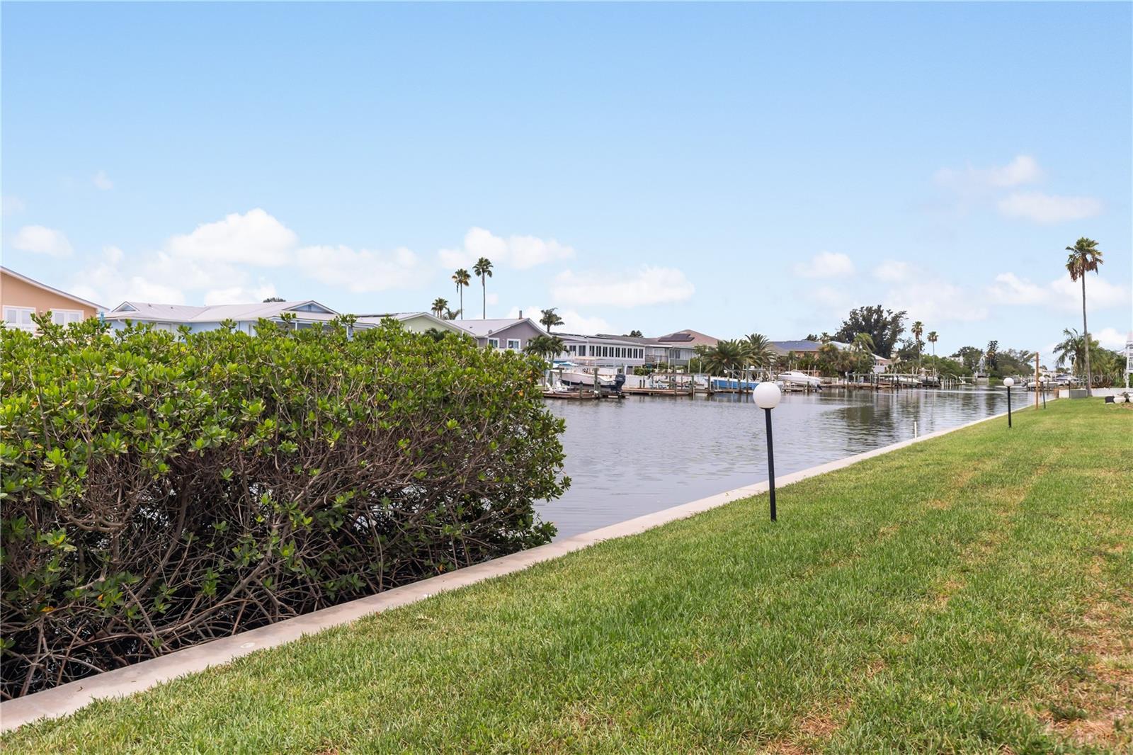 1 WINDRUSH BLVD #63