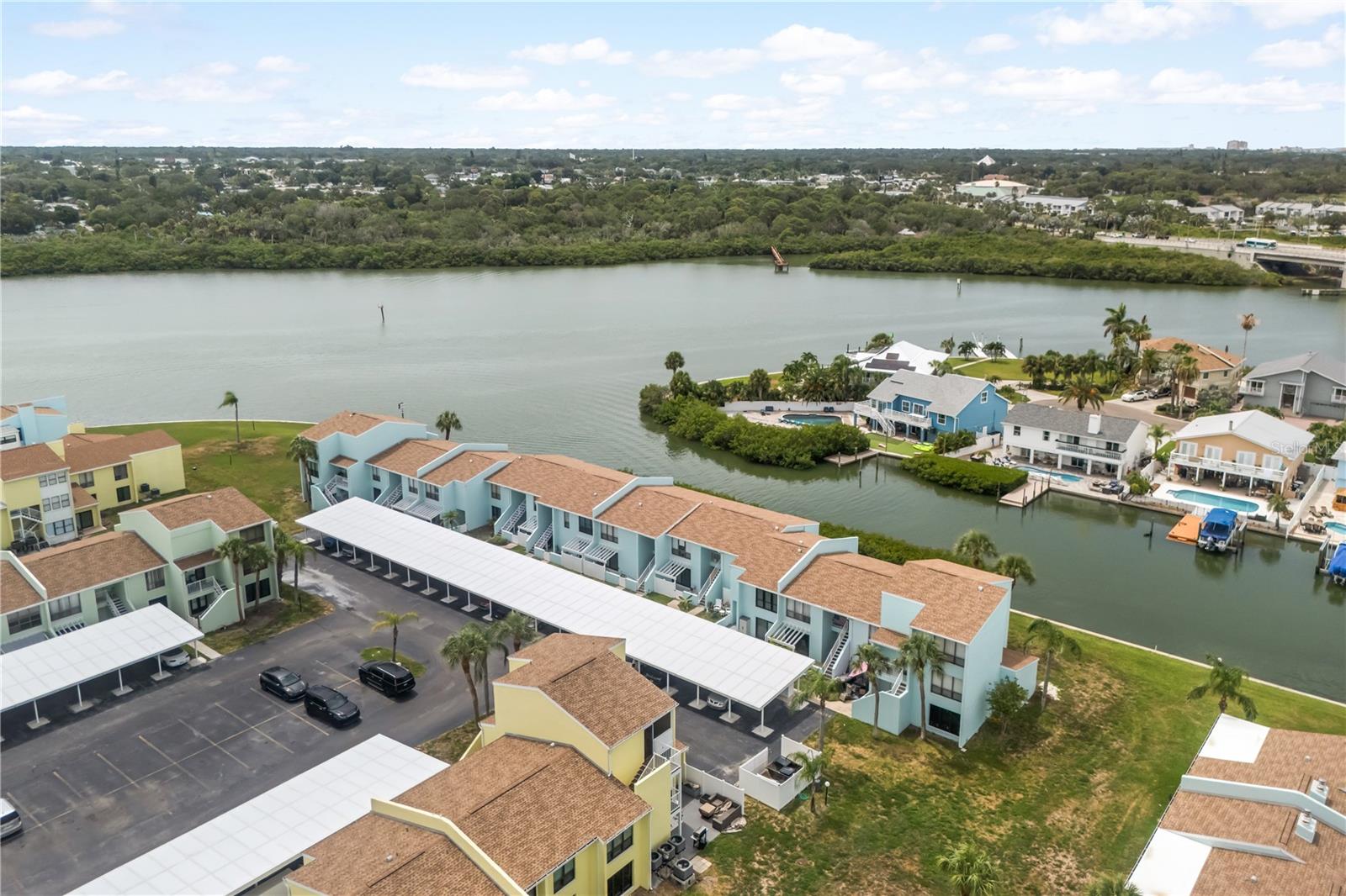 1 WINDRUSH BLVD #63
