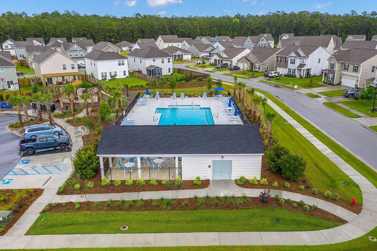 213 Daniels Creek Circle