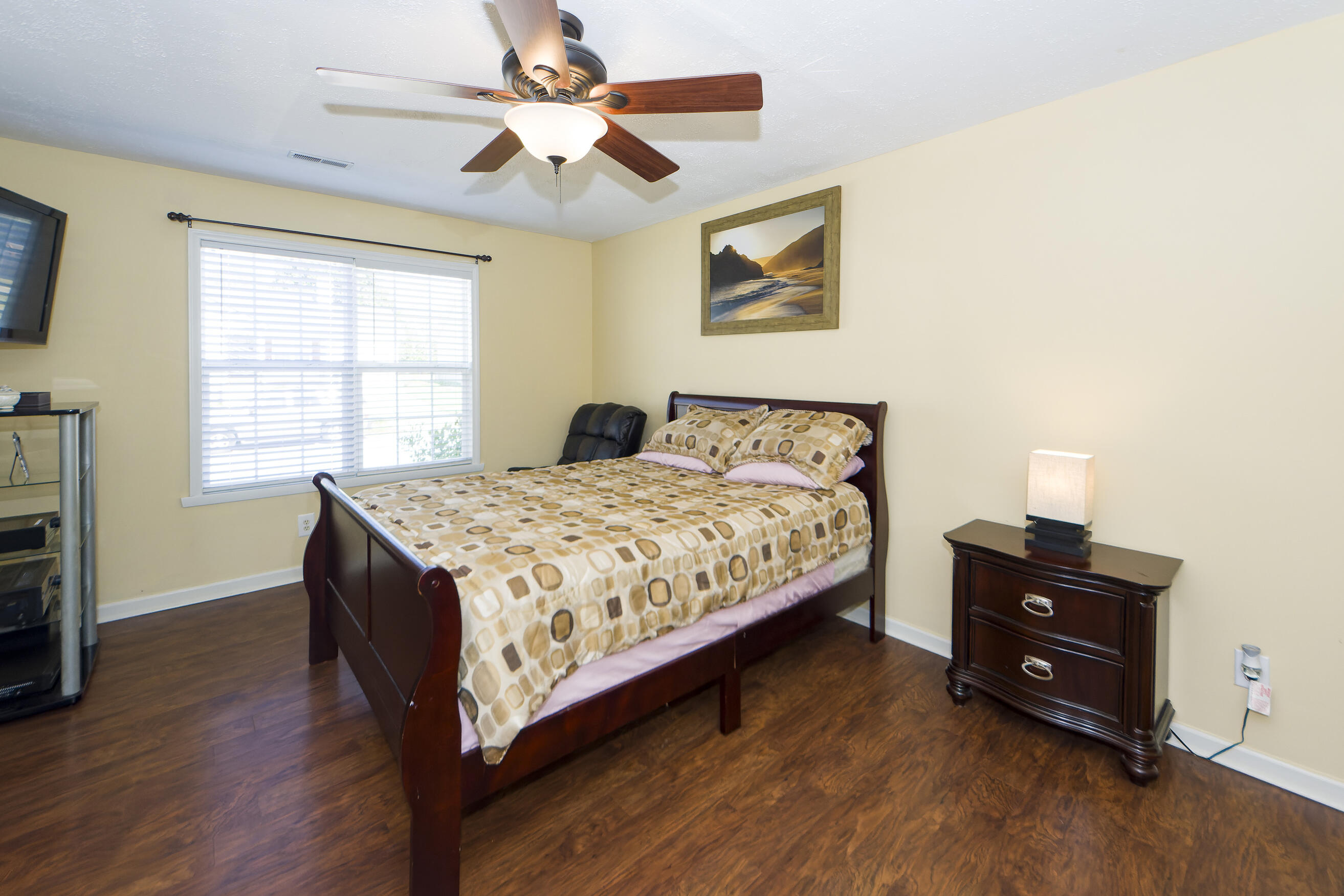 176 Two Hitch Road