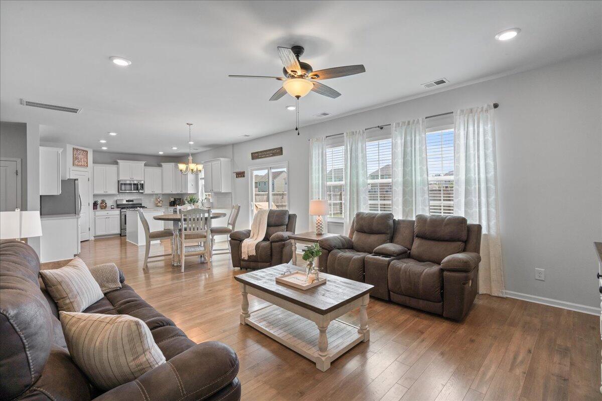 103 Stagecoach Avenue