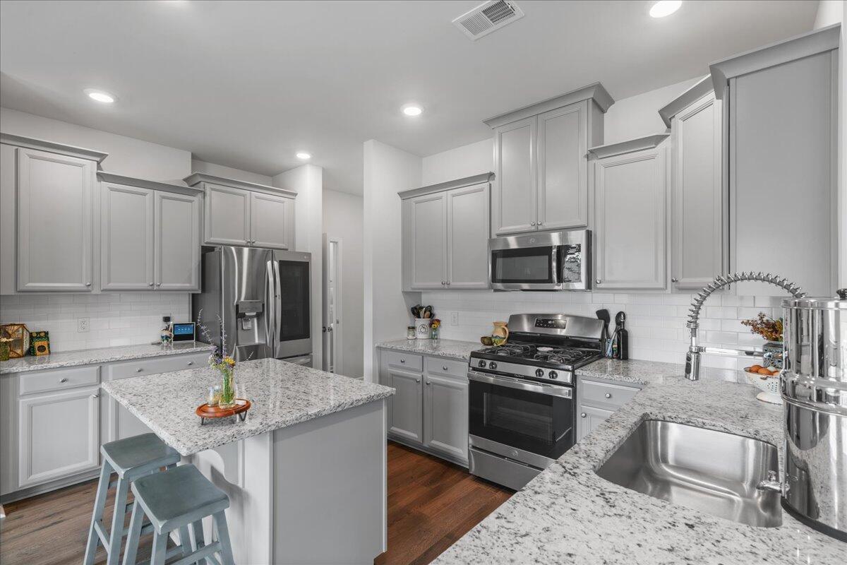 1107 Mossy Rock Drive