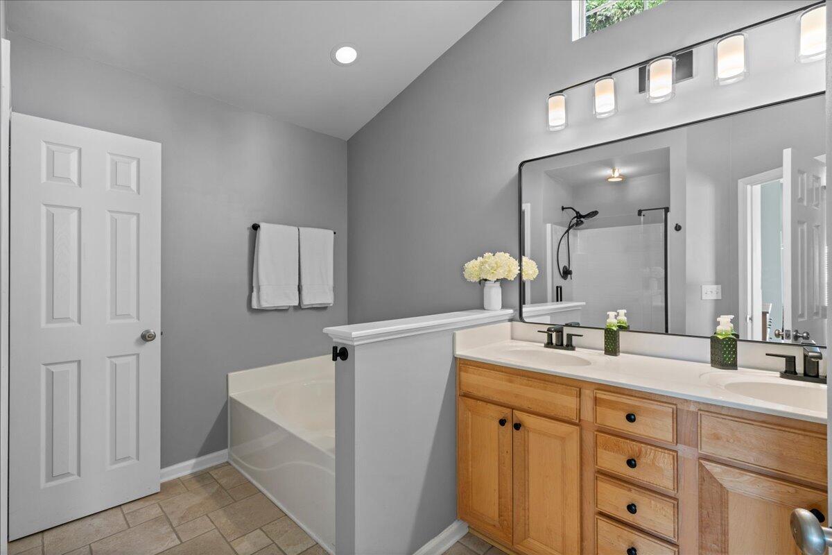 1521 Ashley Gardens Boulevard