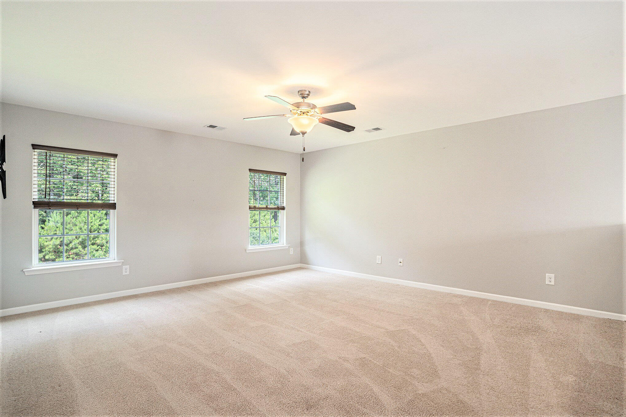 5052 White Cedar Road