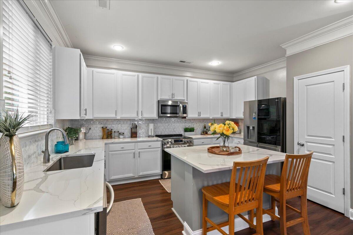 8864 Kellum Drive