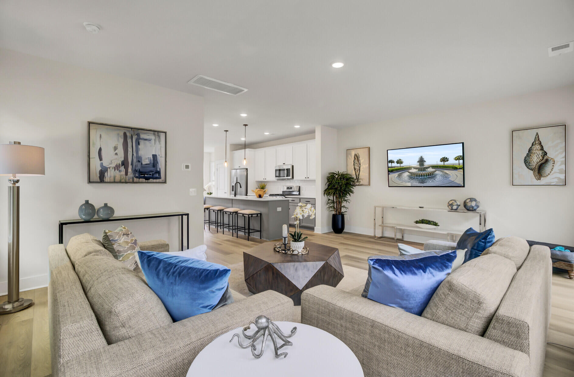 2014 Quiet Ibis Road