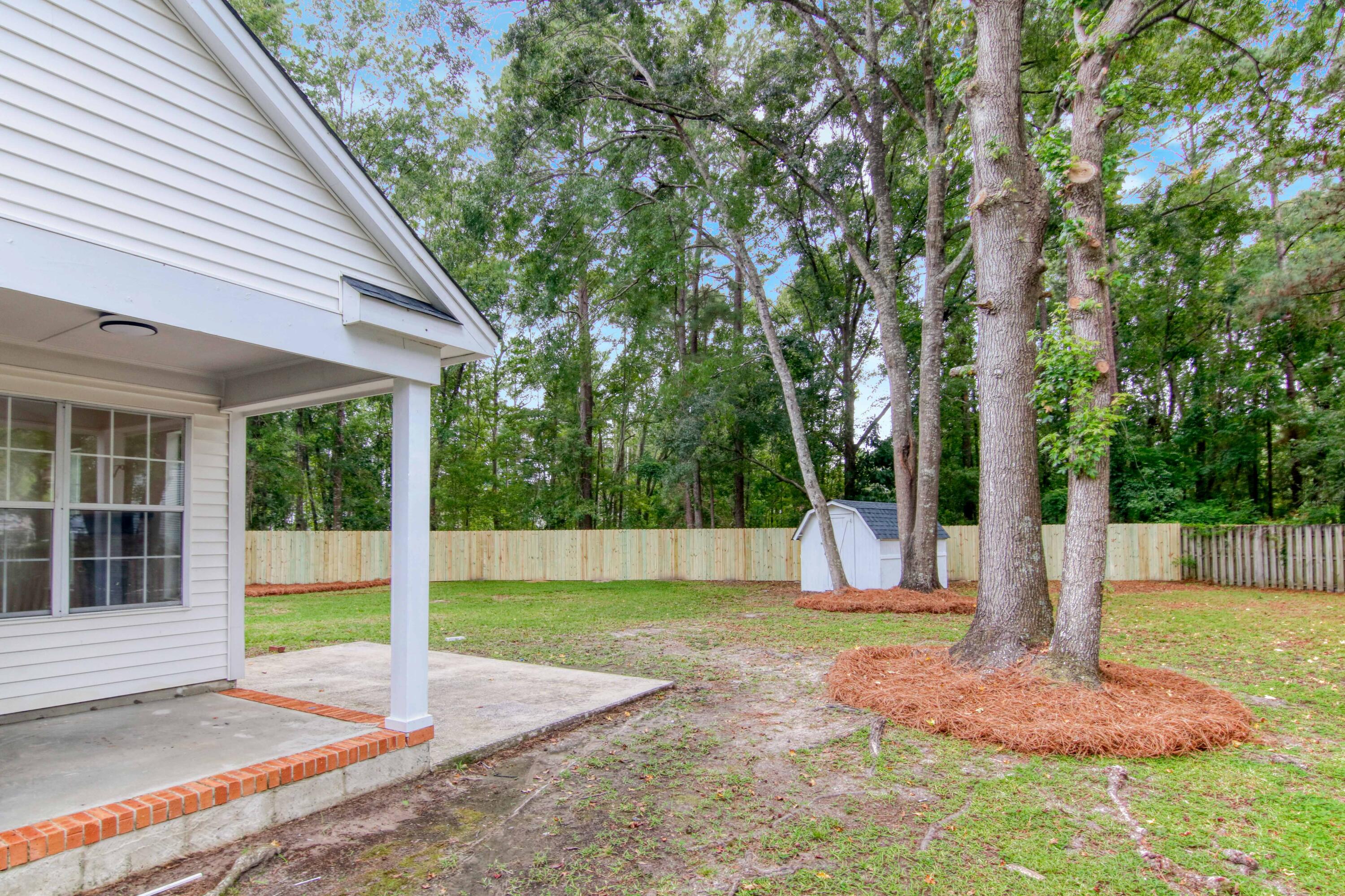 102 St Benets Place