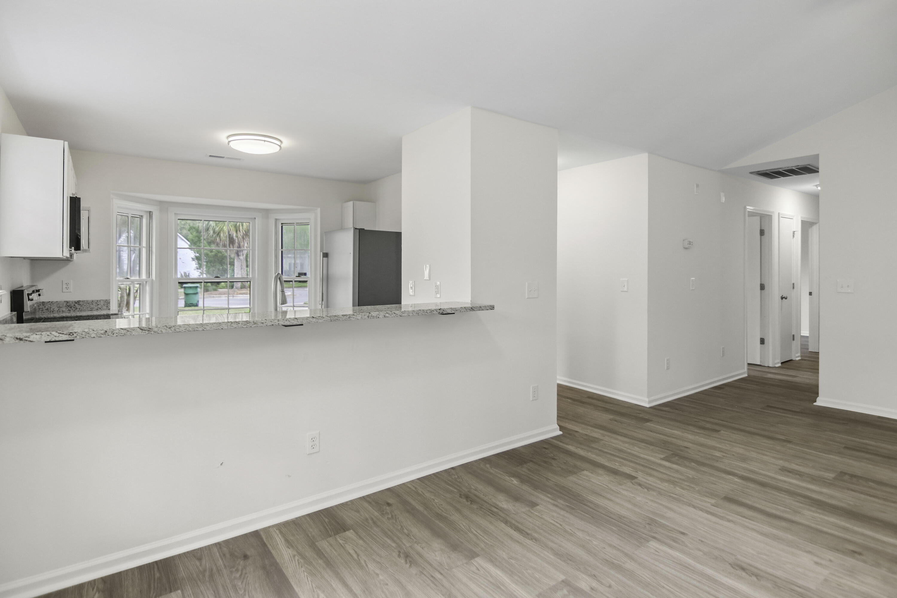 102 St Benets Place
