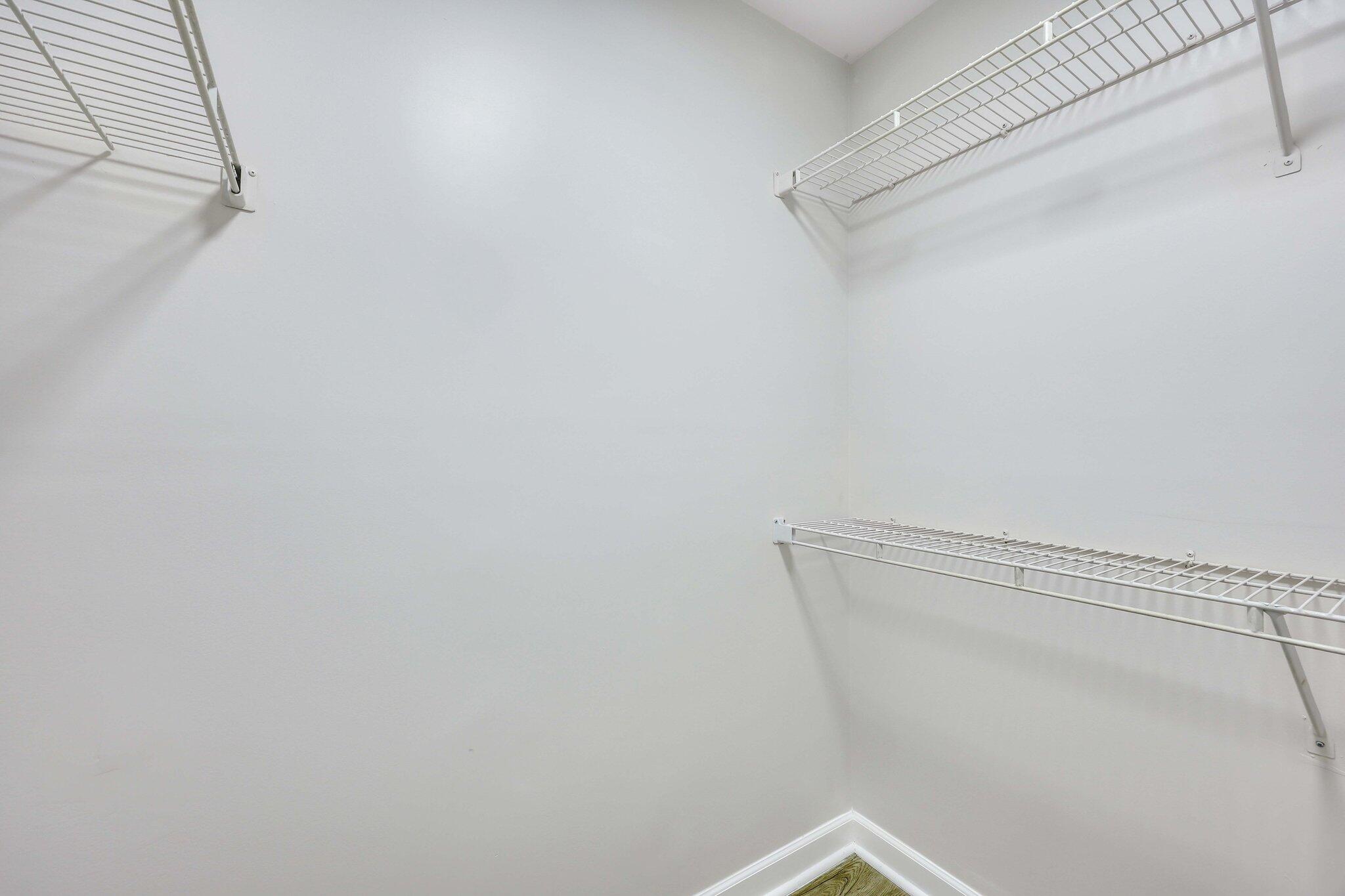 2147 Hunter Creek Drive