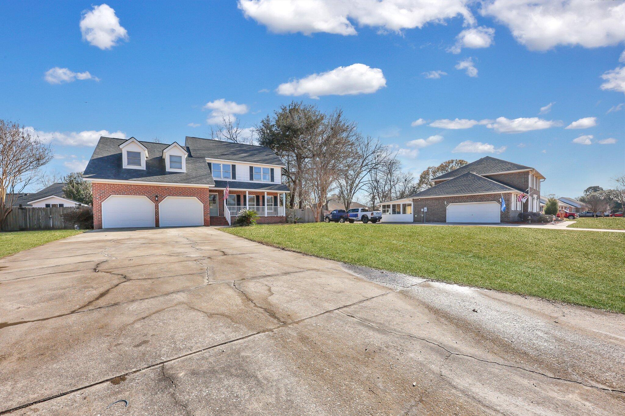 2147 Hunter Creek Drive