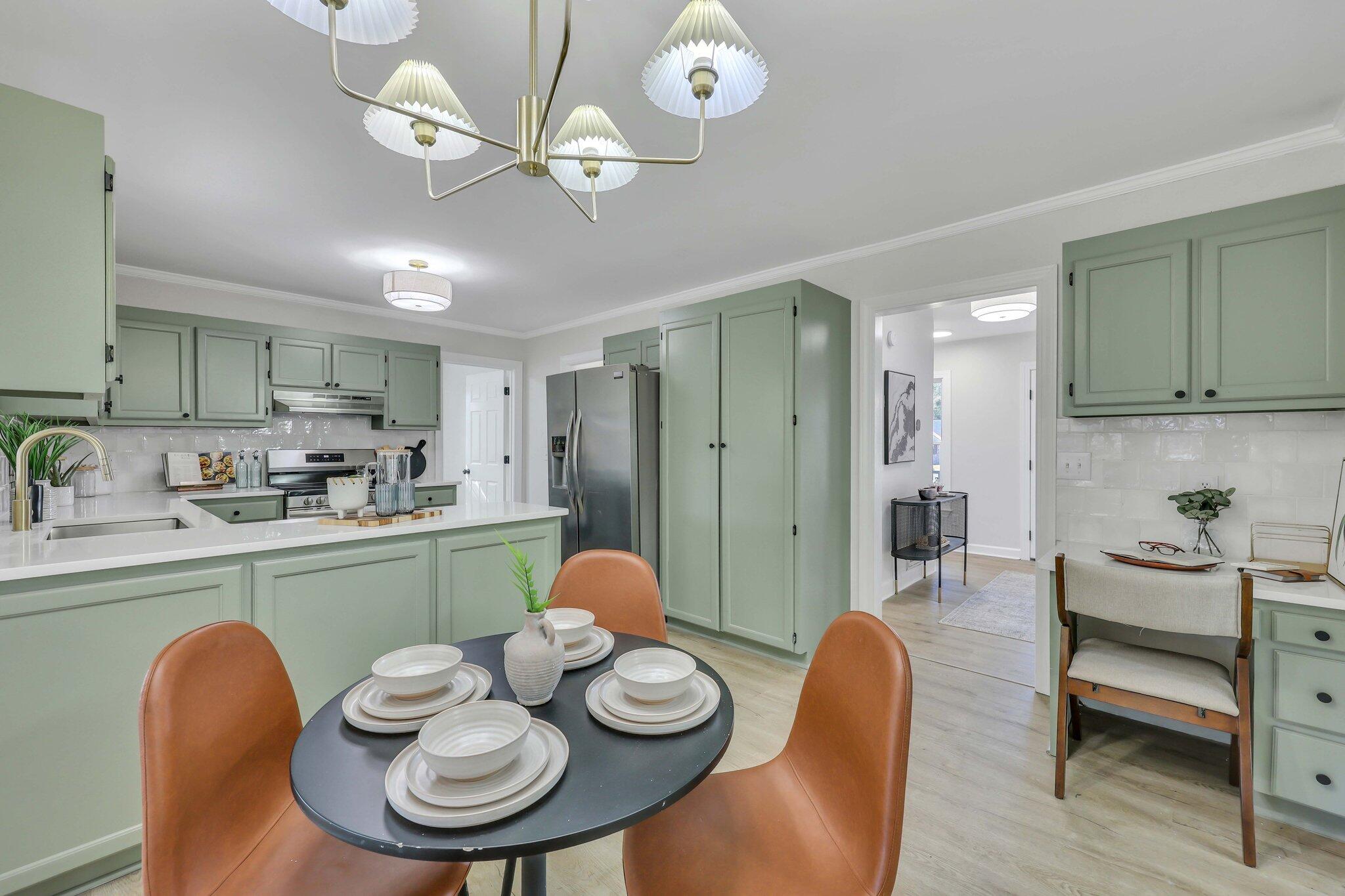 2147 Hunter Creek Drive