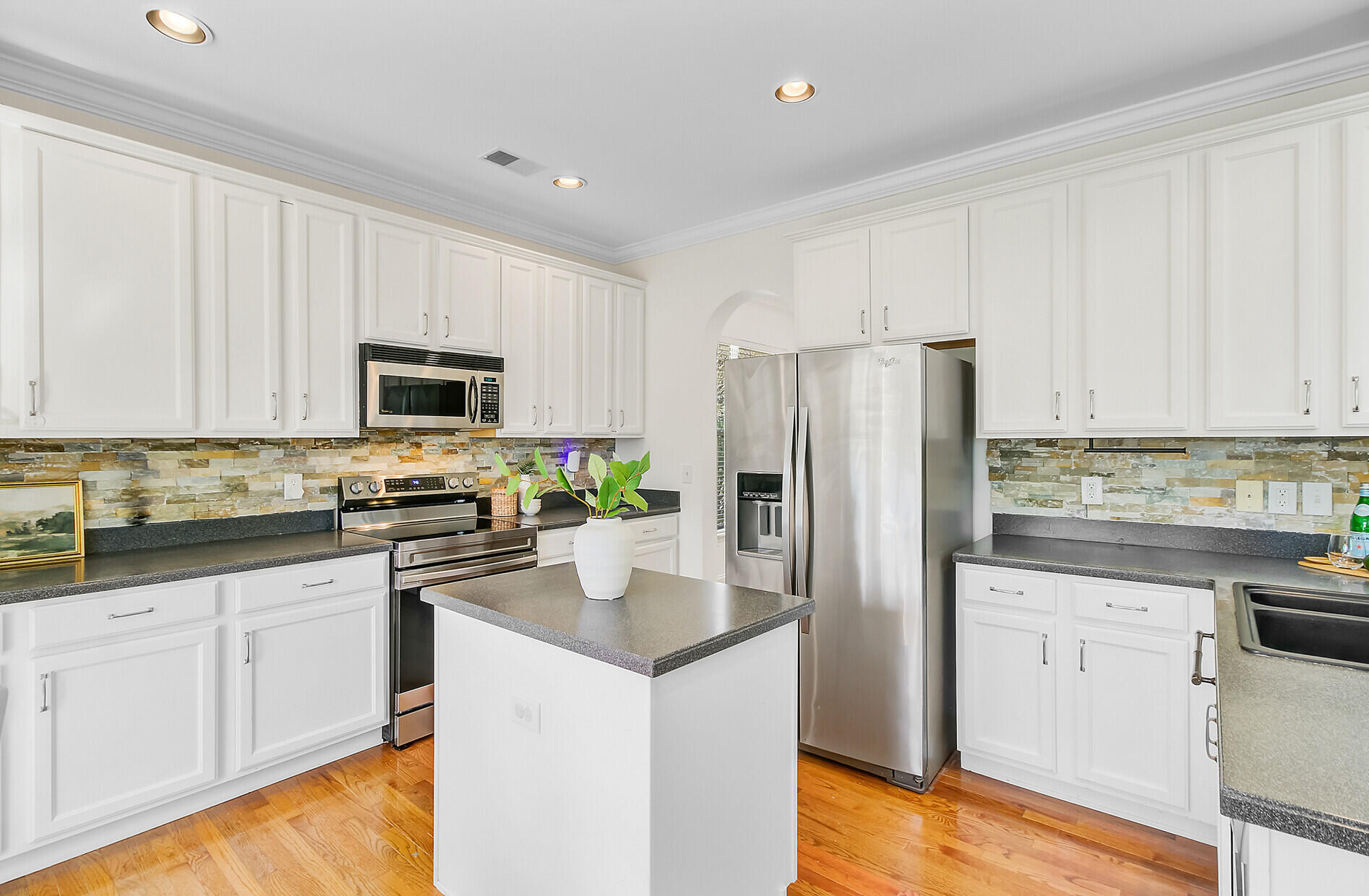 1896 Palmetto Isle Drive