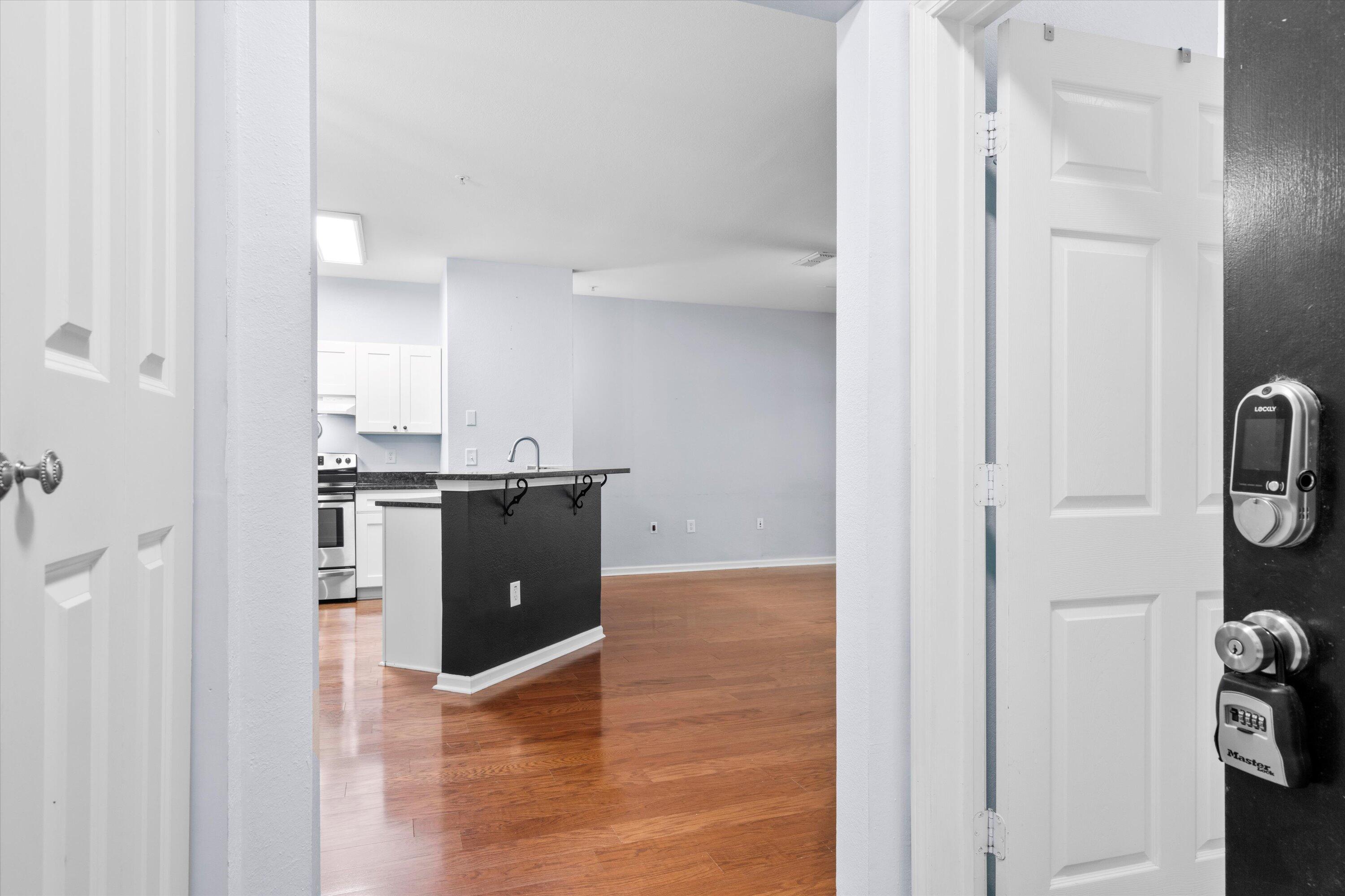60 Fenwick Hall Allee # 321