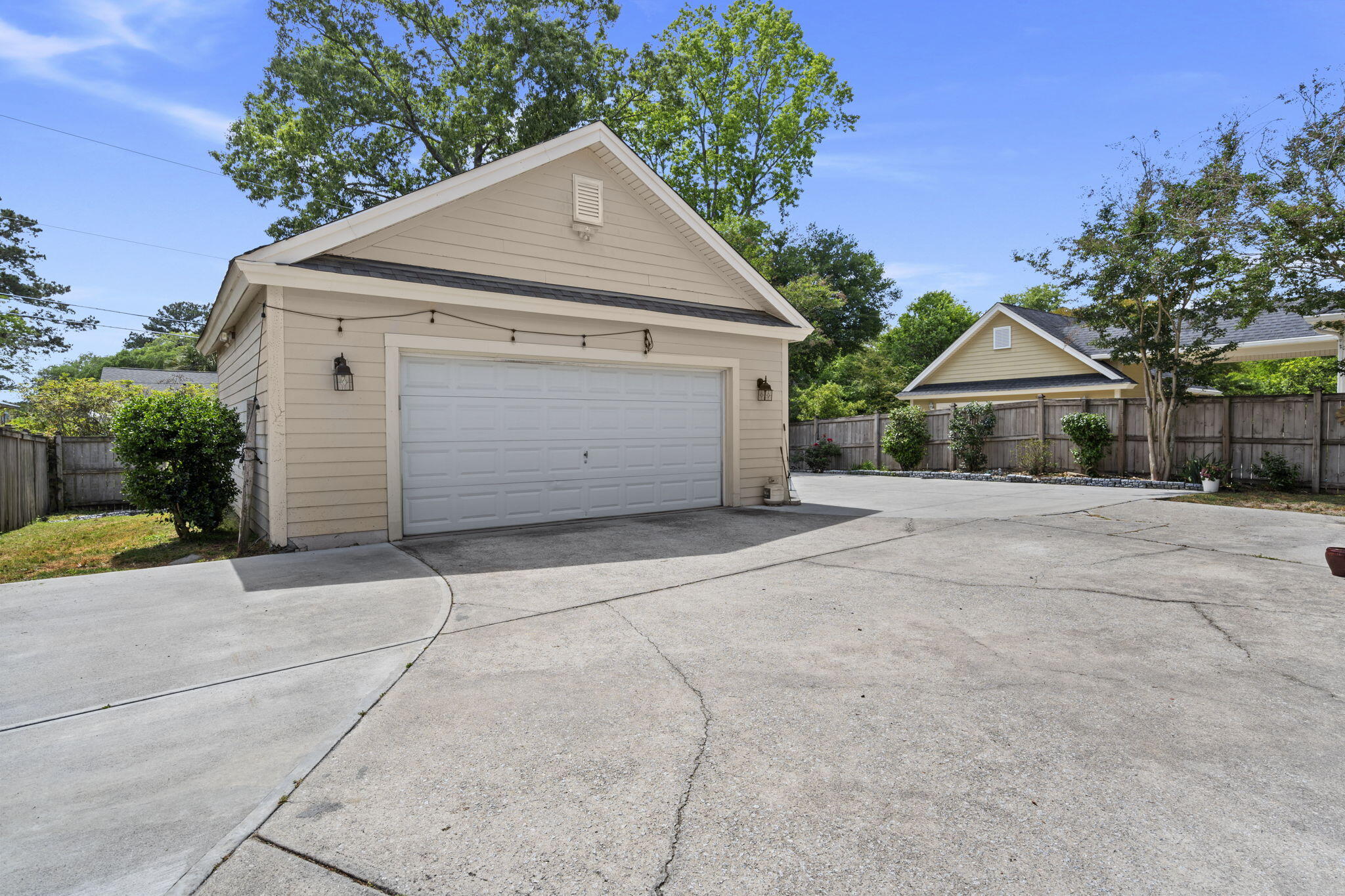 115 S Ainsdale Drive