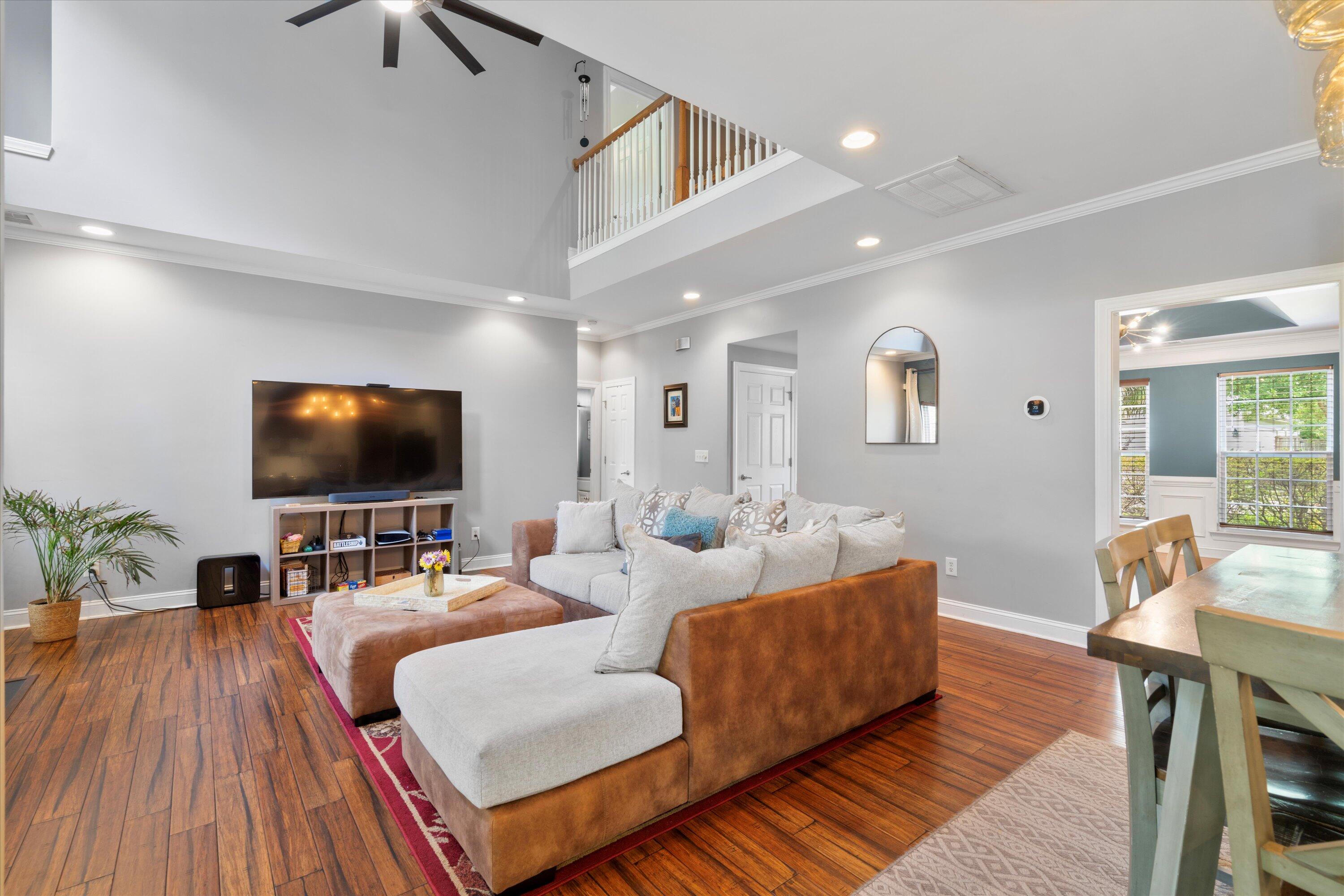 5258 Mulholland Drive