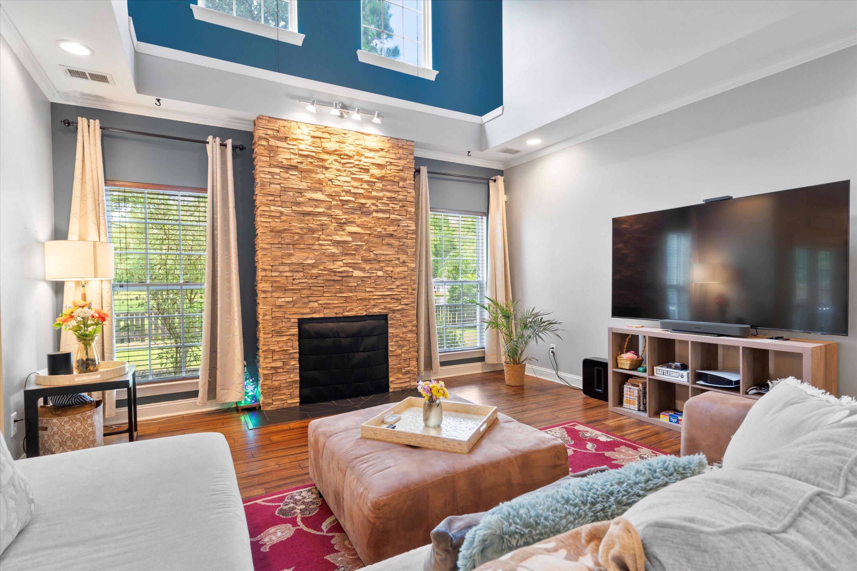 5258 Mulholland Drive