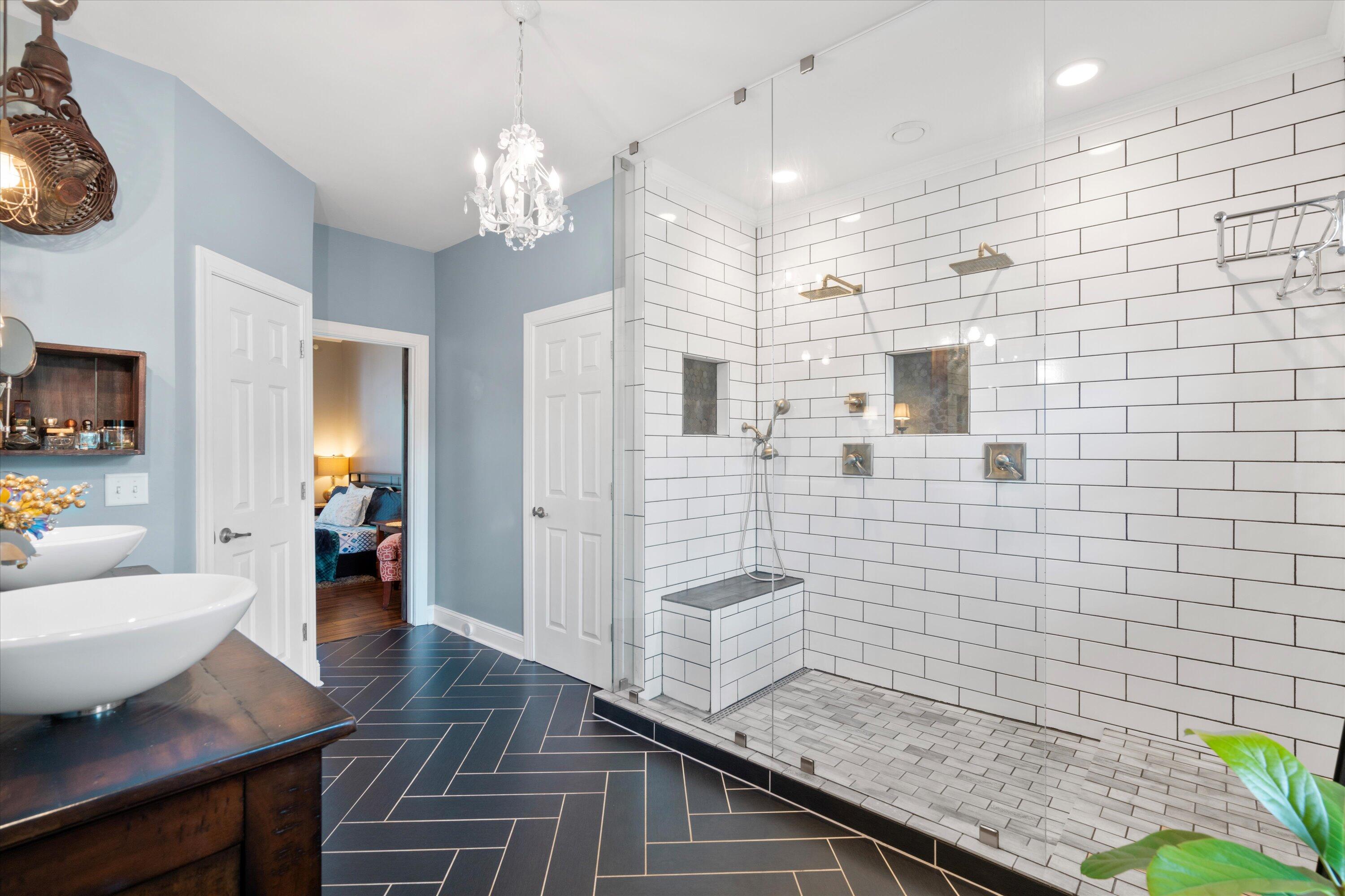 5258 Mulholland Drive