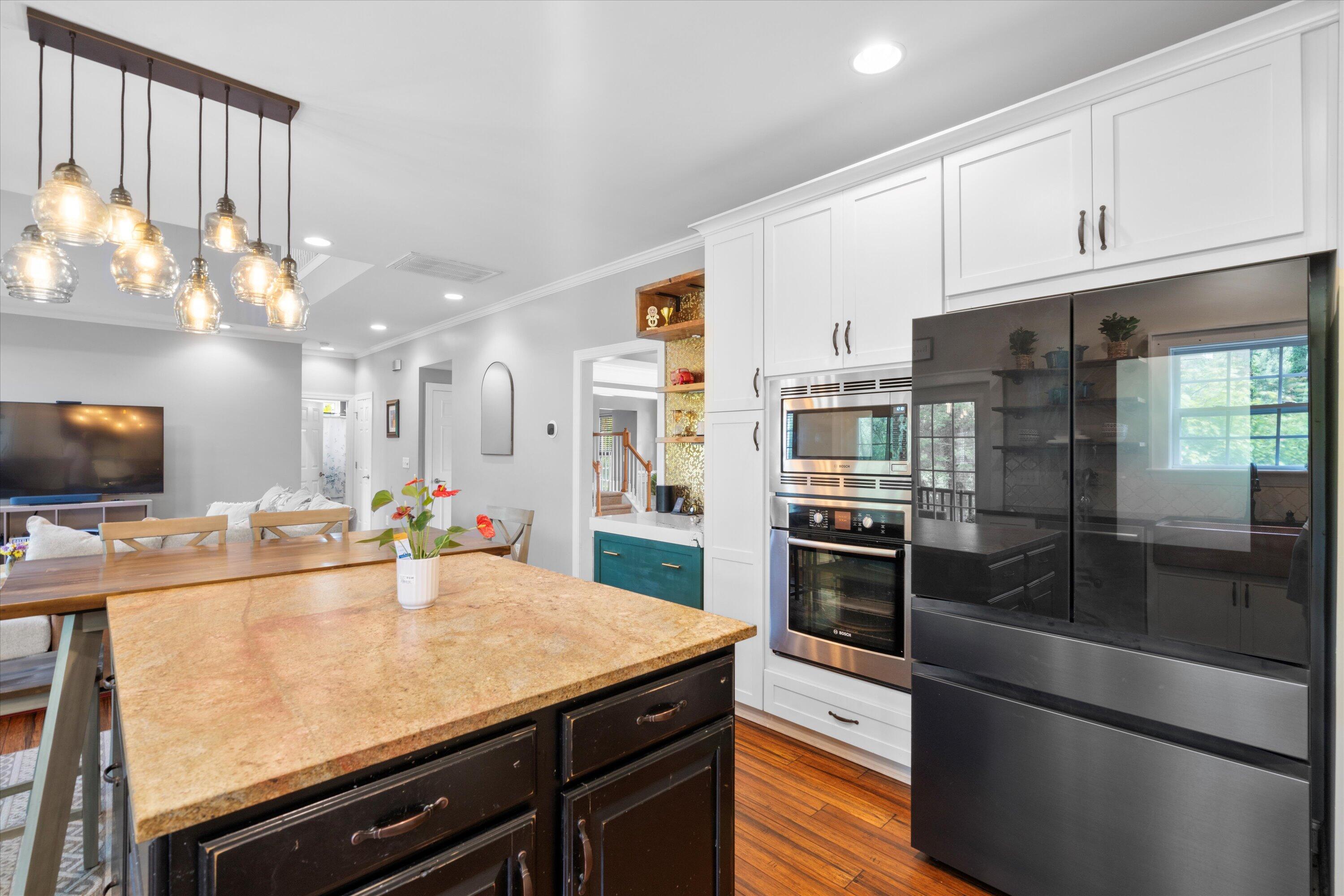 5258 Mulholland Drive