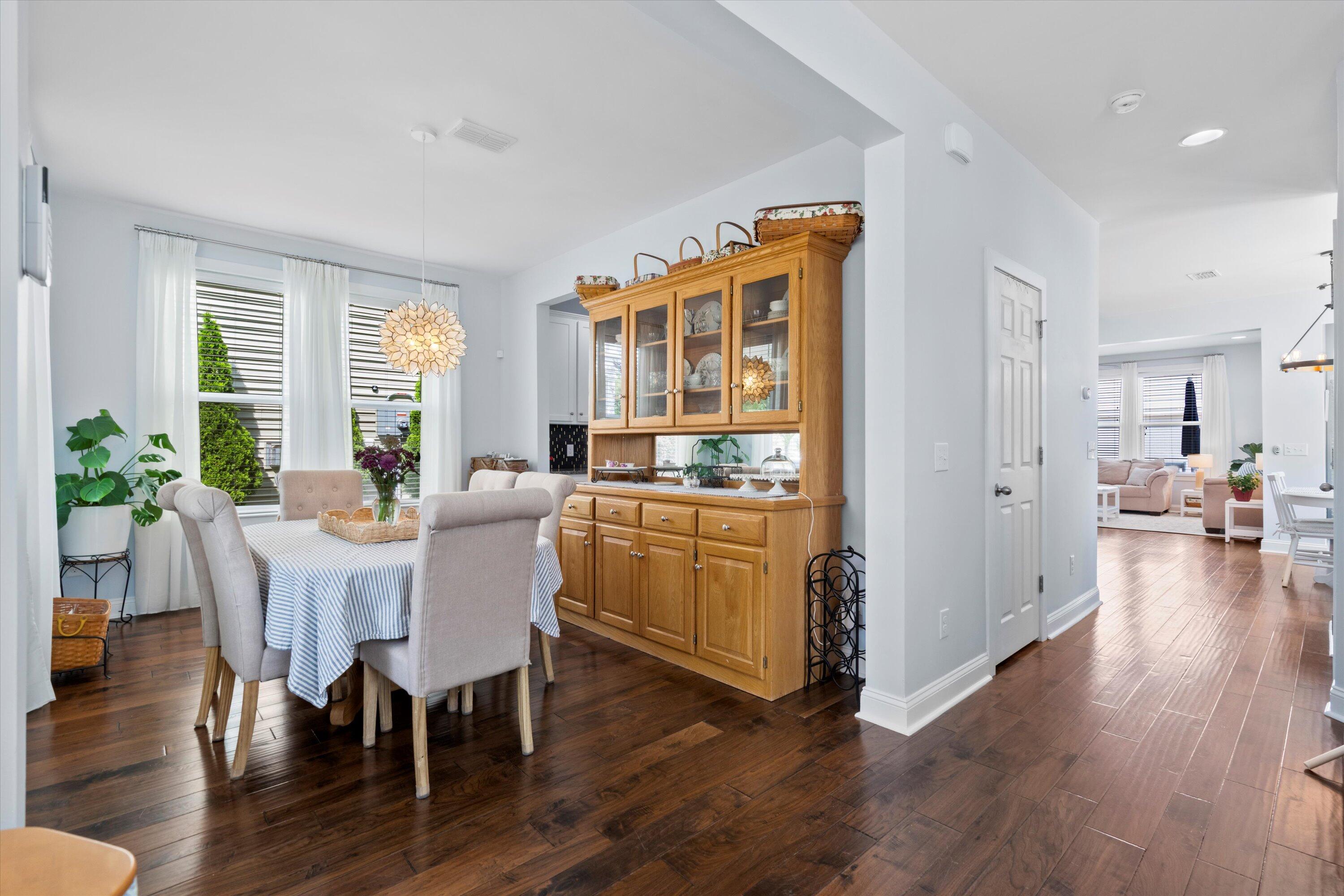 3203 Moonlight Drive