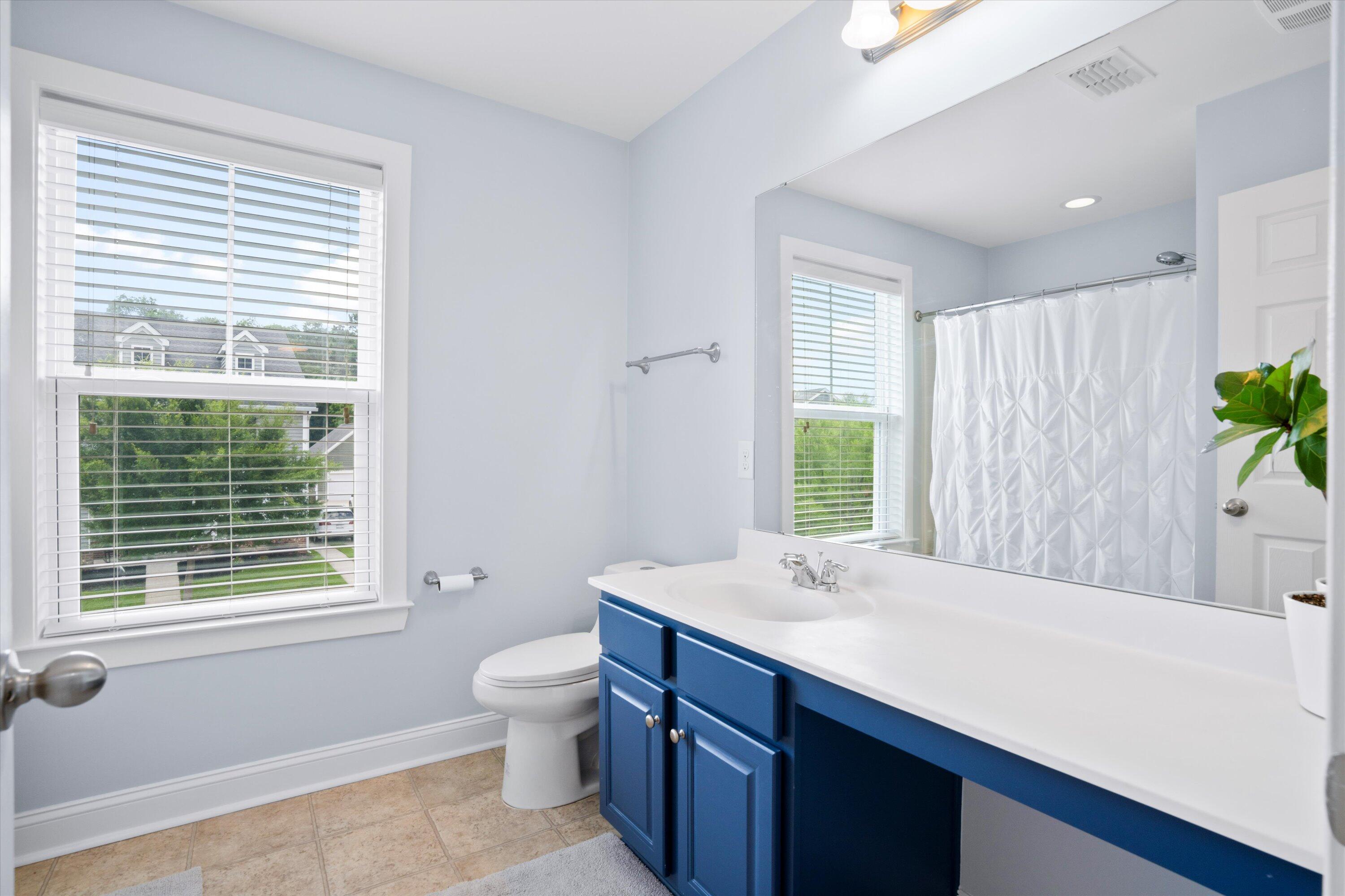 3203 Moonlight Drive