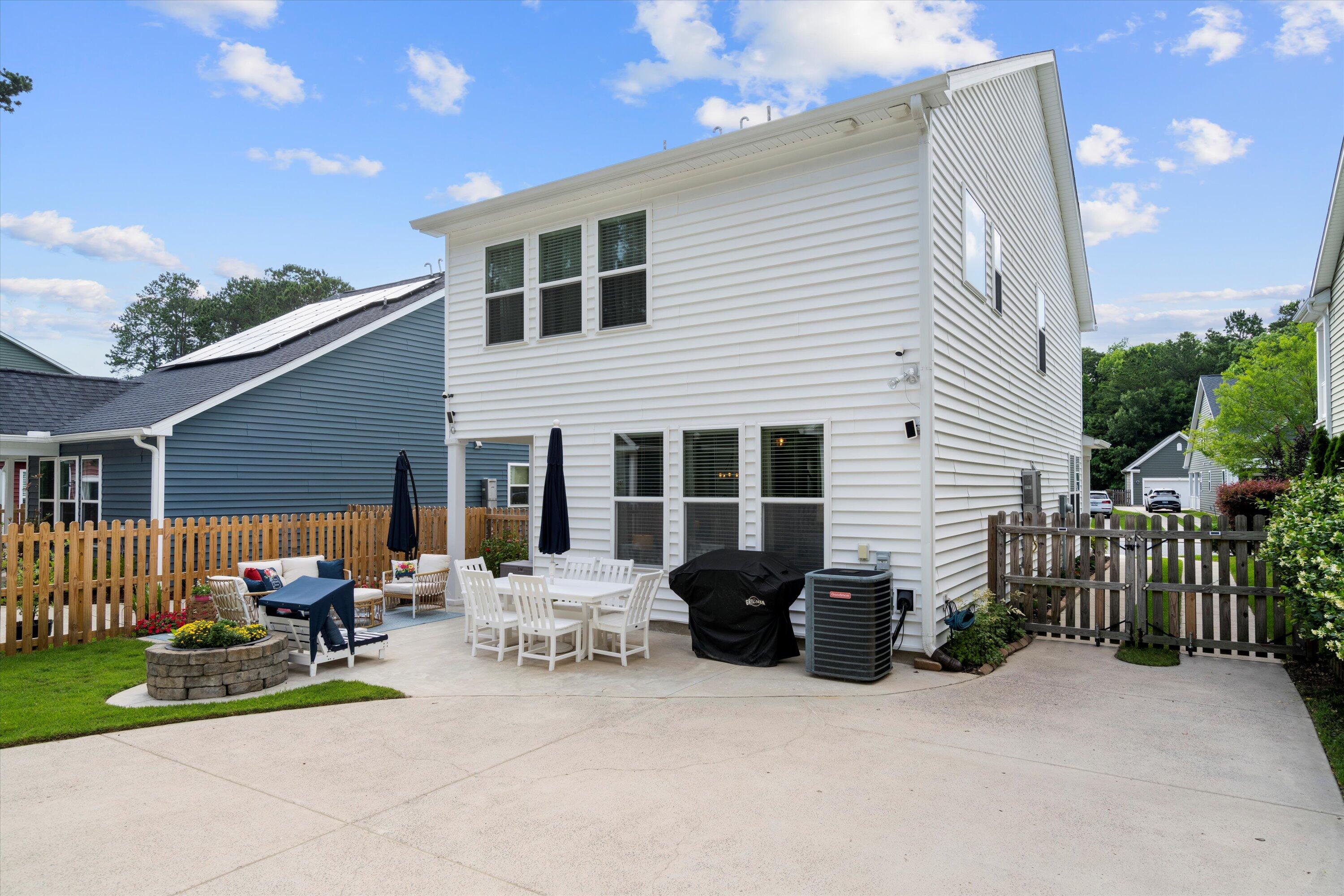 3203 Moonlight Drive