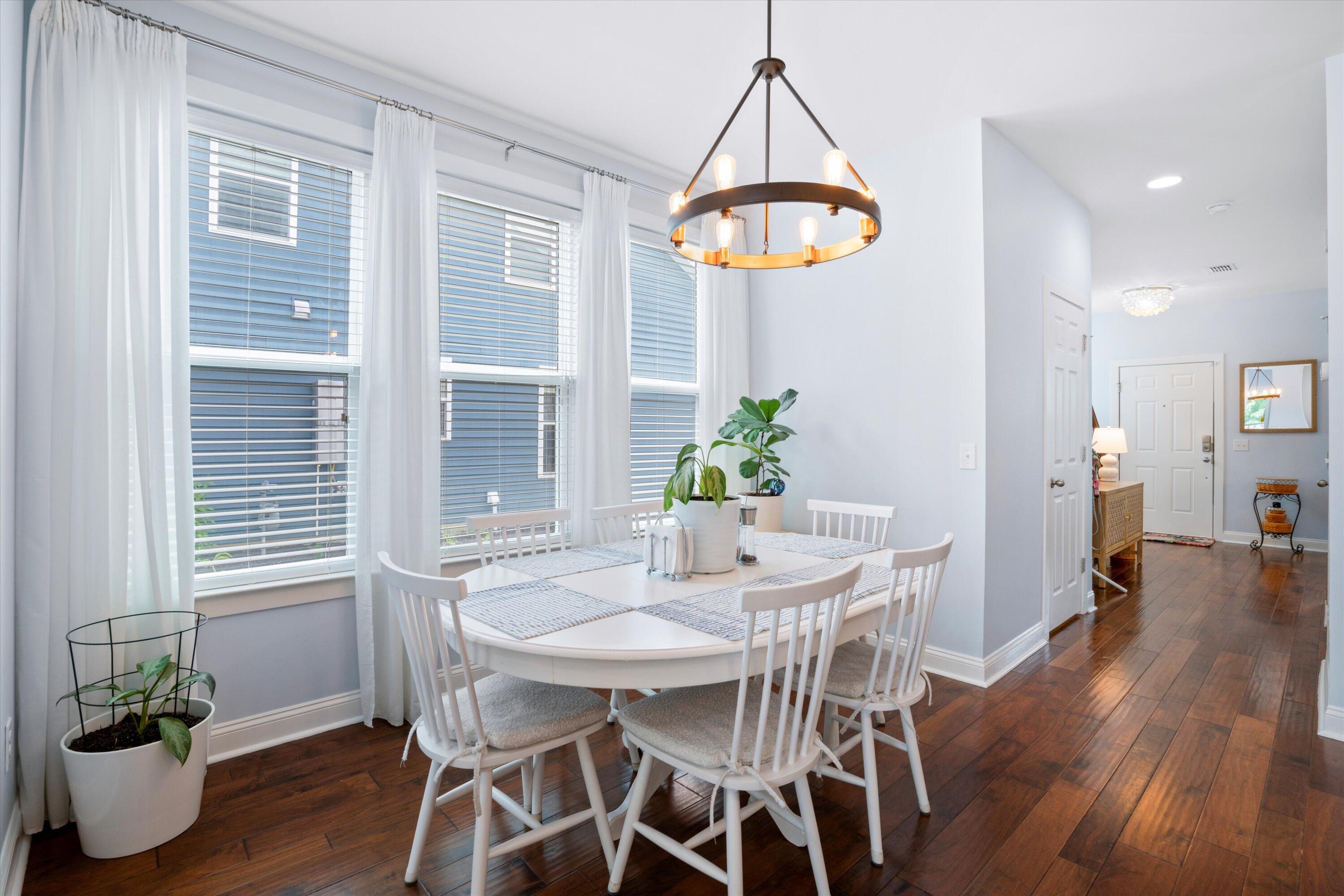 3203 Moonlight Drive